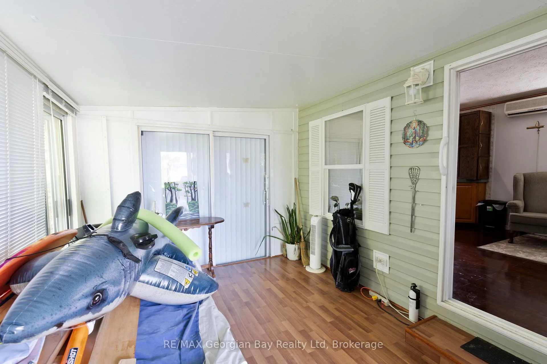 Photo 4 of Unit 30, 10 Winfield Drive, Tay, Victoria Harbour — HOMEH