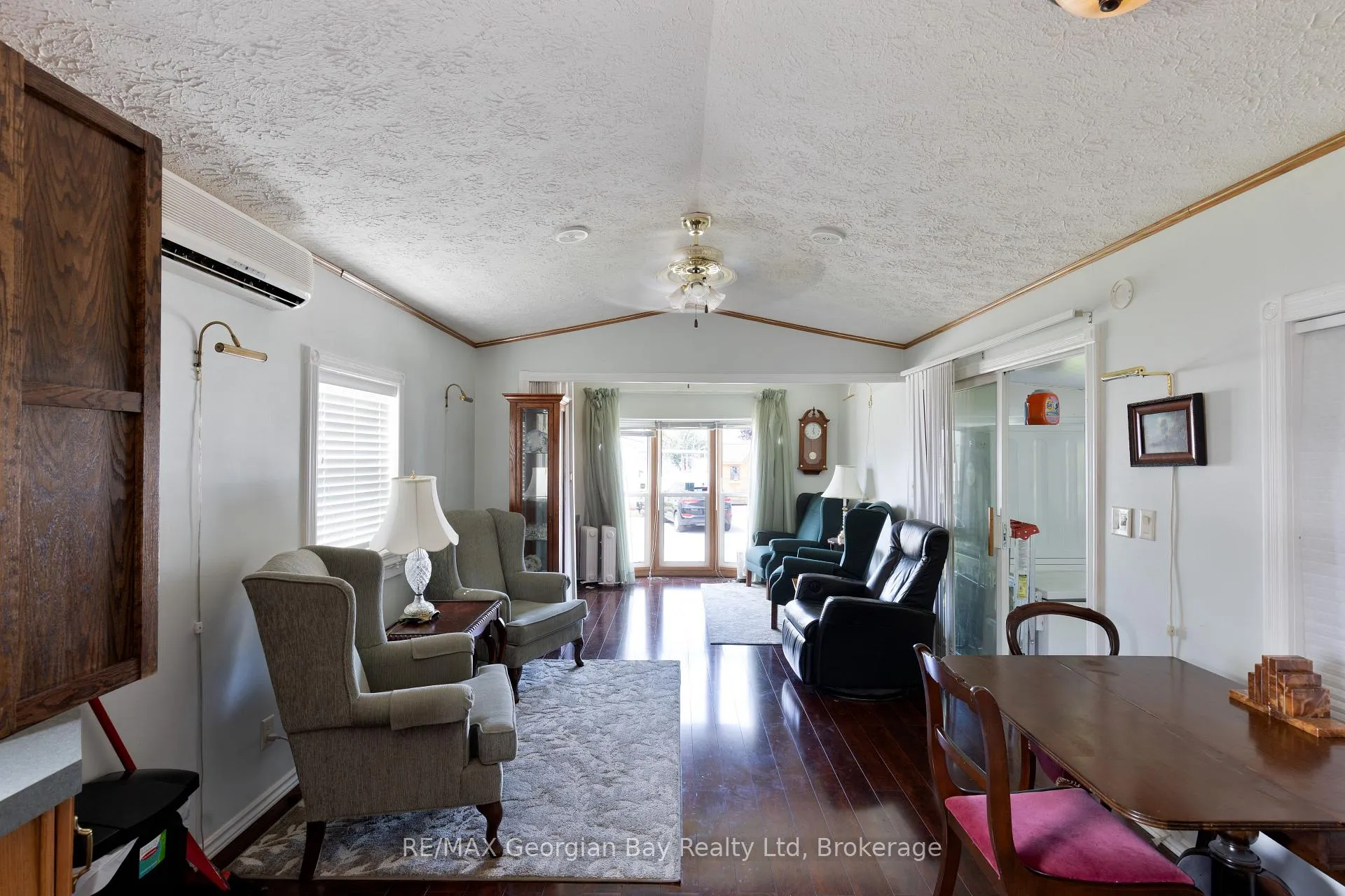 Photo 5 of Unit 30, 10 Winfield Drive, Tay, Victoria Harbour — HOMEH
