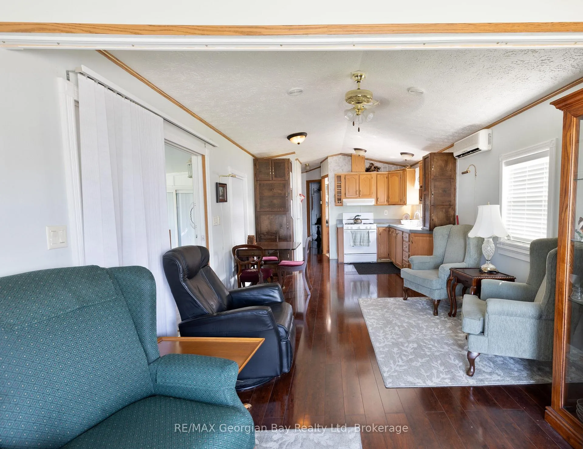 Photo 7 of Unit 30, 10 Winfield Drive, Tay, Victoria Harbour — HOMEH