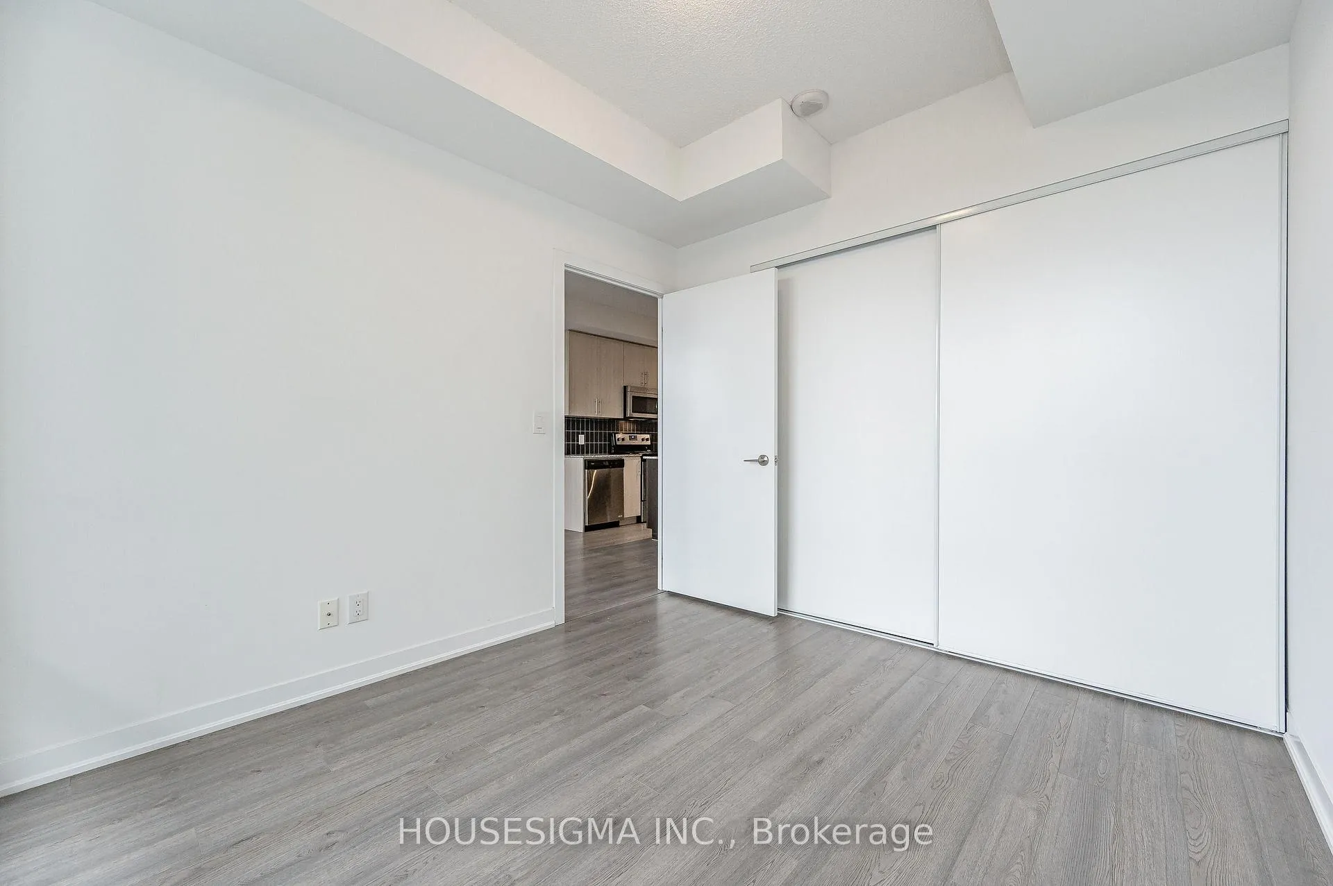 Photo 24 of Unit 412, 85 Duke Street W, Kitchener, City Commercial Core — HOMEH