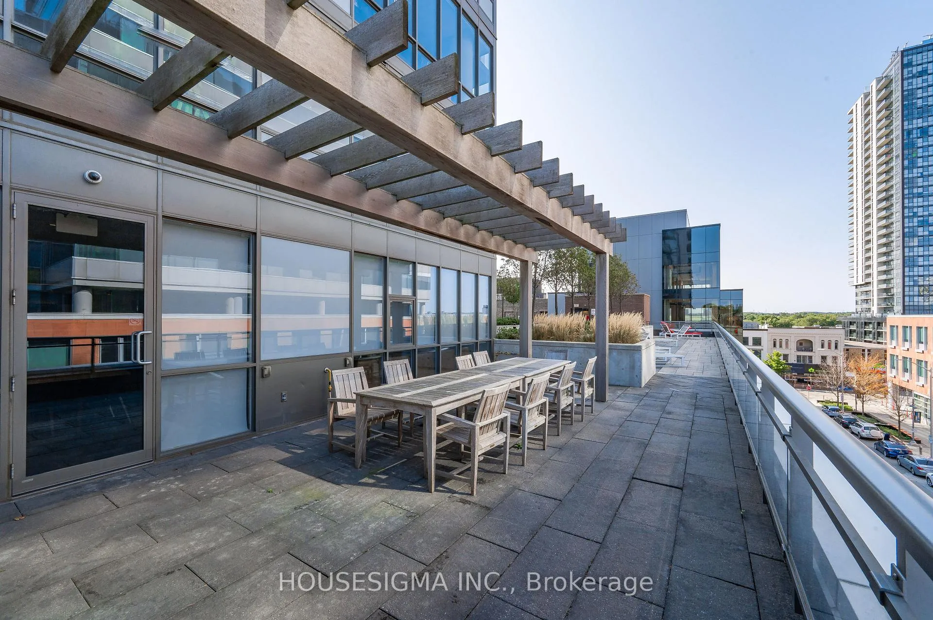 Photo 39 of Unit 412, 85 Duke Street W, Kitchener, City Commercial Core — HOMEH