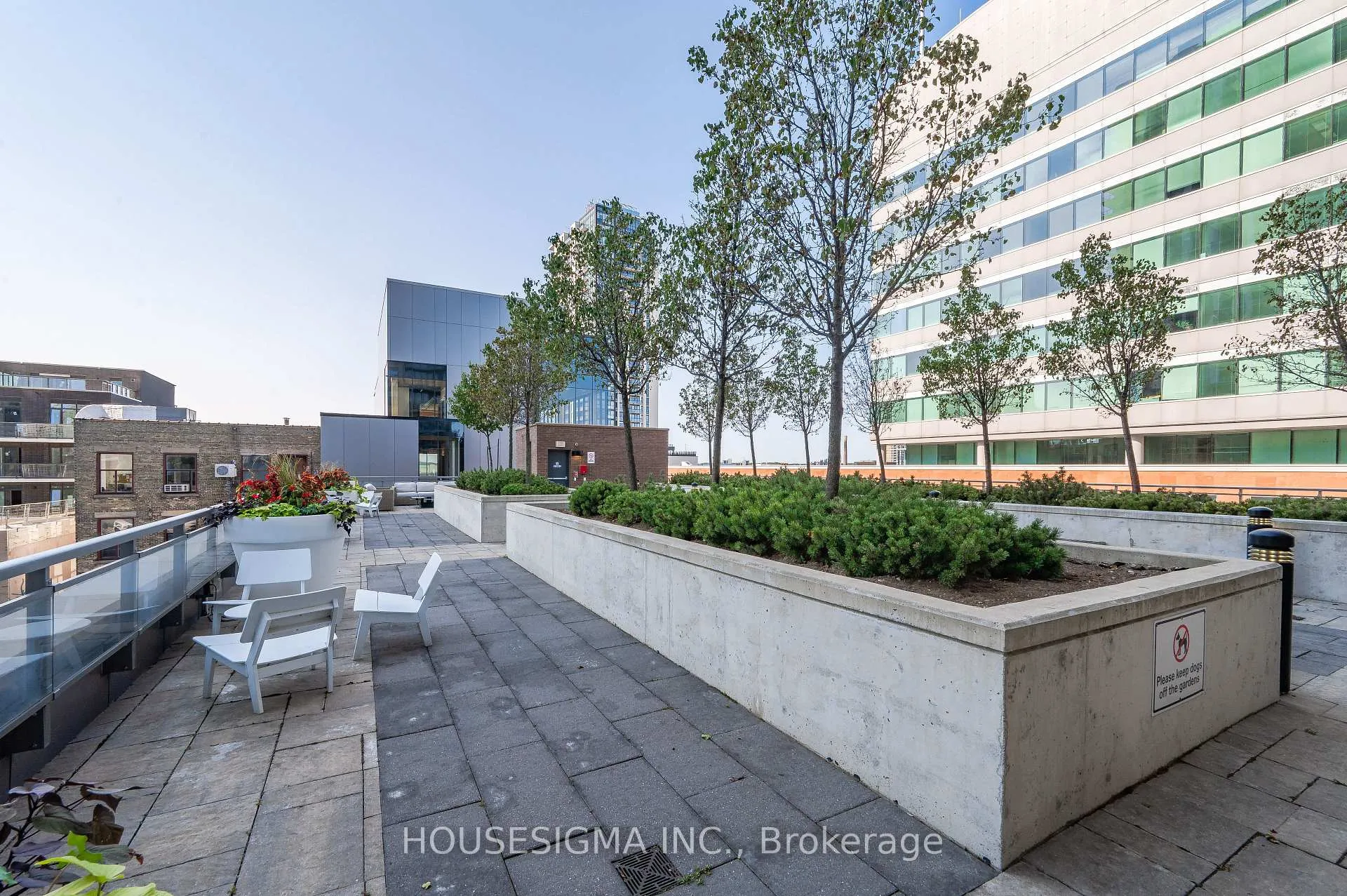 Photo 45 of Unit 412, 85 Duke Street W, Kitchener, City Commercial Core — HOMEH