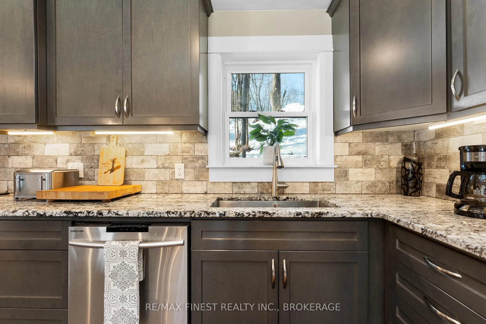 Photo 14 of 2159 Eel Bay Road, Frontenac, Frontenac South — HOMEH