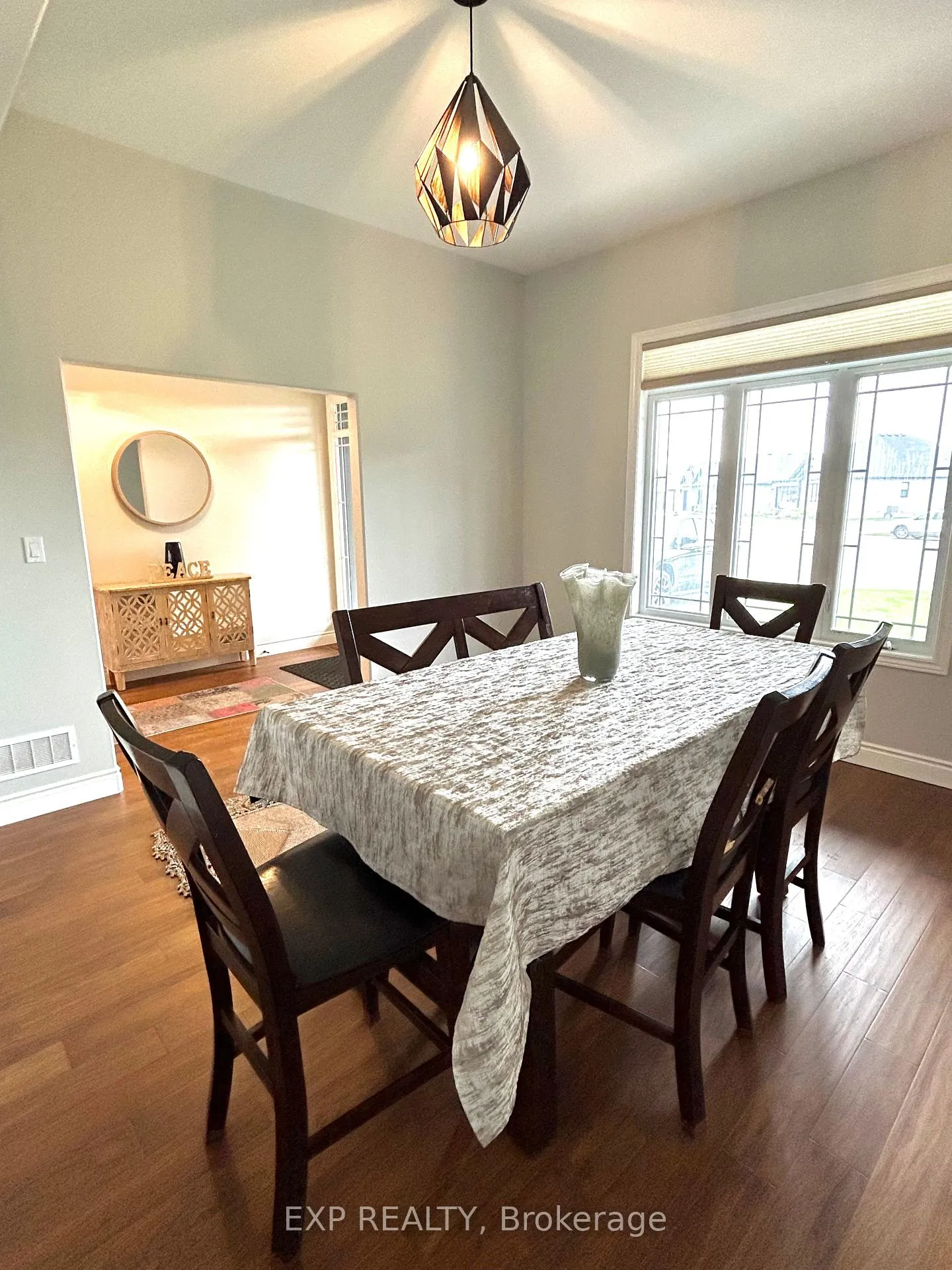 Photo 9 of 18 Mavety Court, Belleville, Thurlow Ward — HOMEH