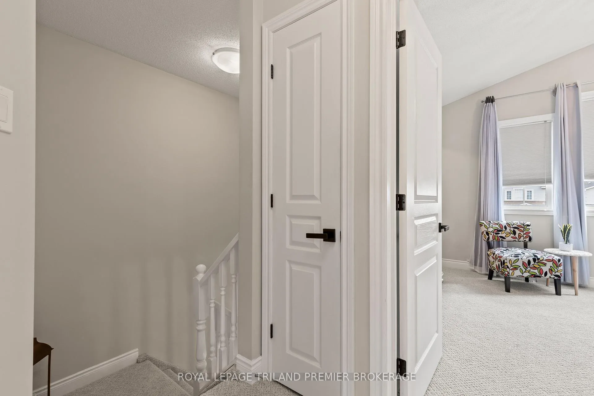 Photo 17 of 213 Crimson Crescent, London, East P — HOMEH