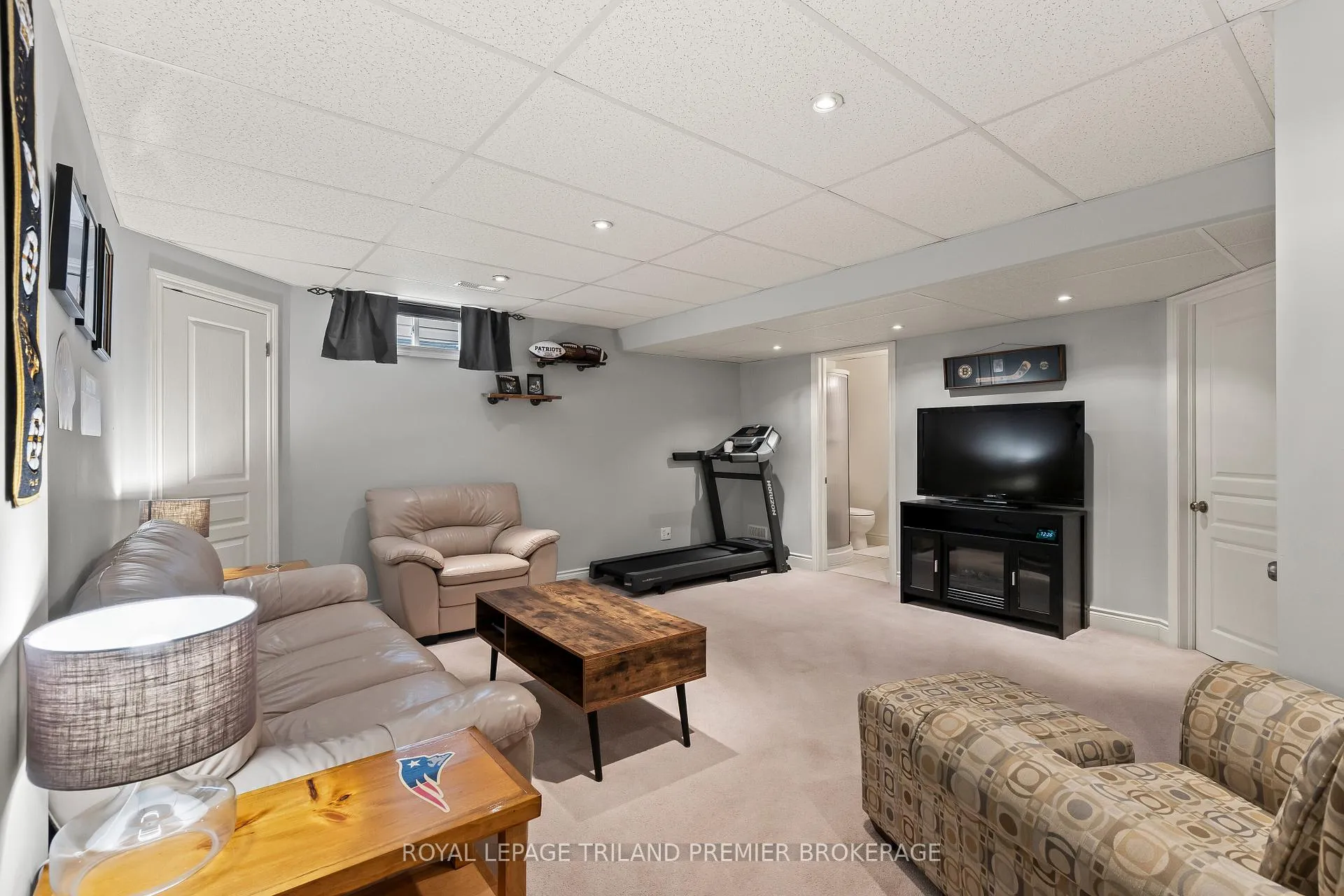 Photo 28 of 213 Crimson Crescent, London, East P — HOMEH