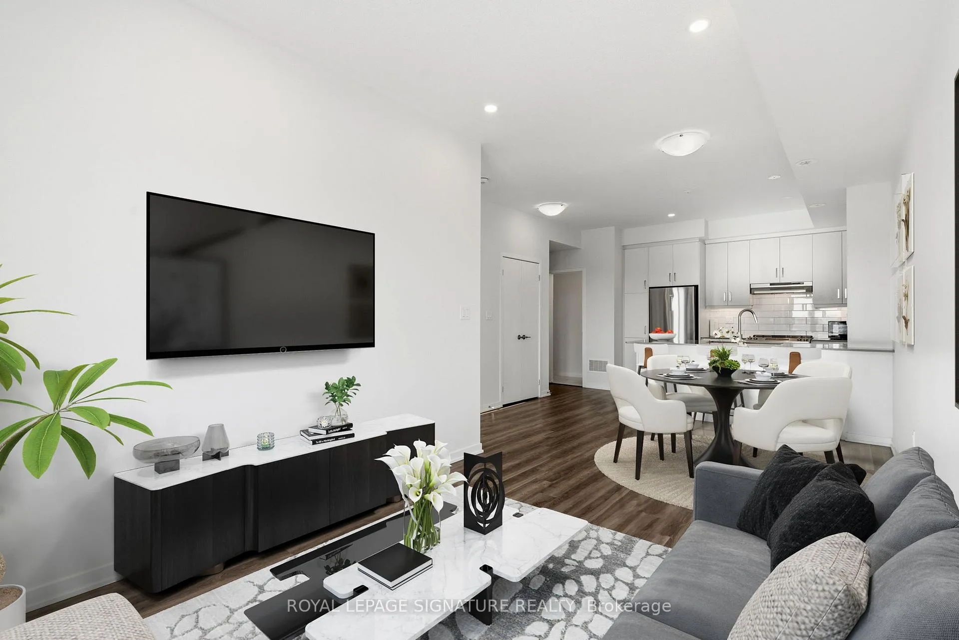 Photo 1 of Unit 275, 150 Honeycrisp Crescent, Vaughan, Vaughan Corporate Centre — HOMEH