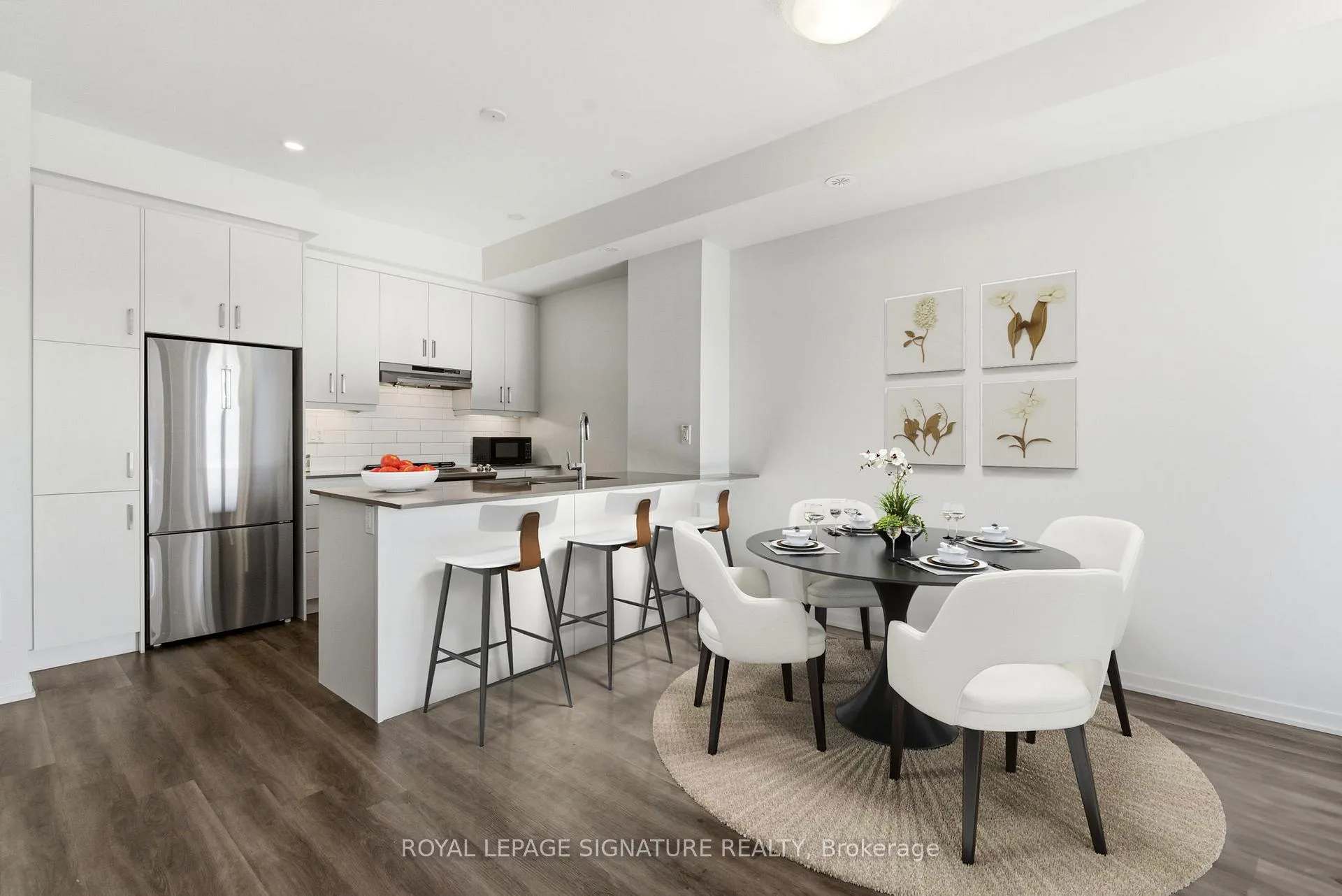 Photo 4 of Unit 275, 150 Honeycrisp Crescent, Vaughan, Vaughan Corporate Centre — HOMEH