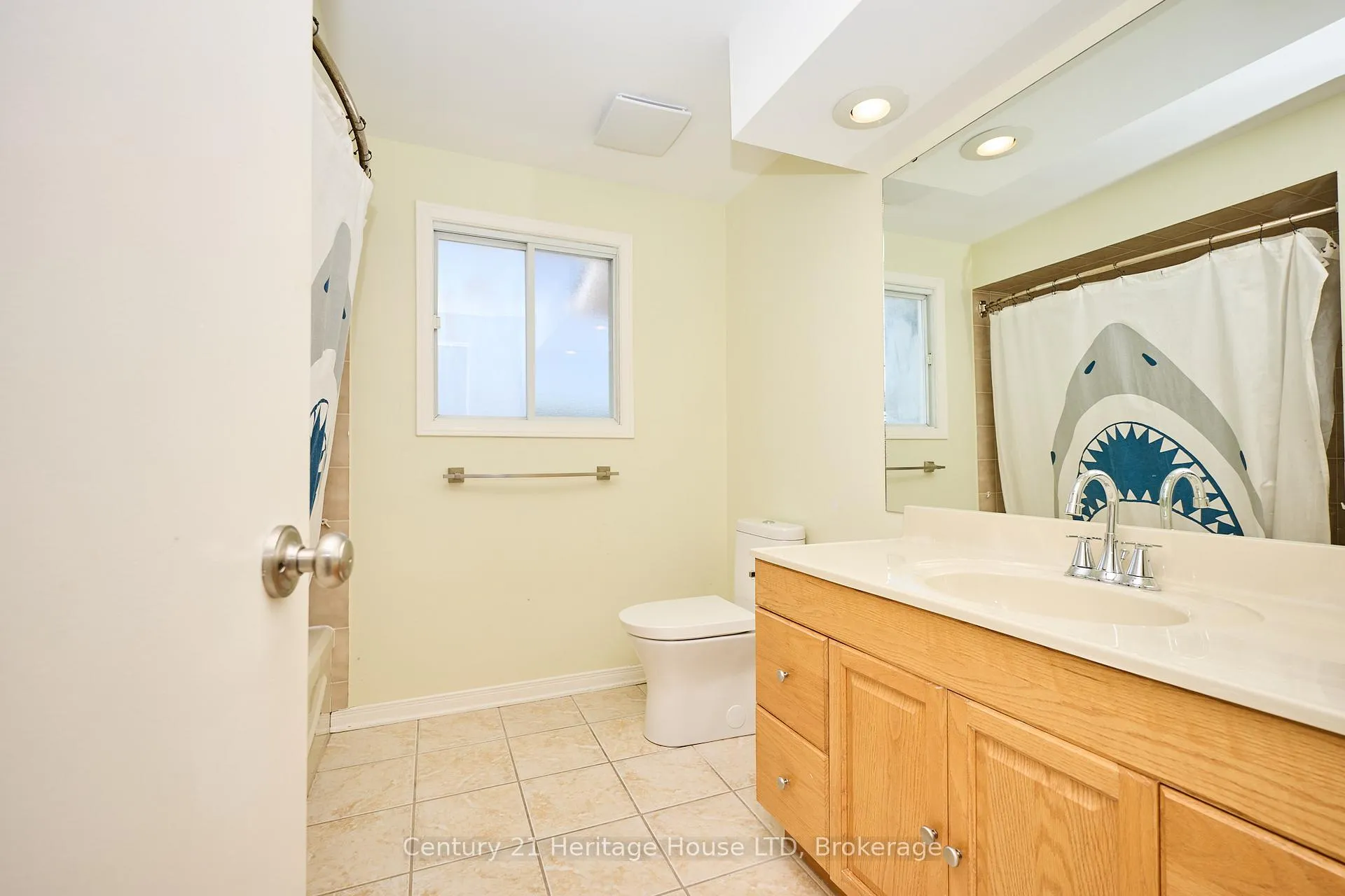Photo 25 of 57 Keefer Road, Thorold, Confederation Heights — HOMEH