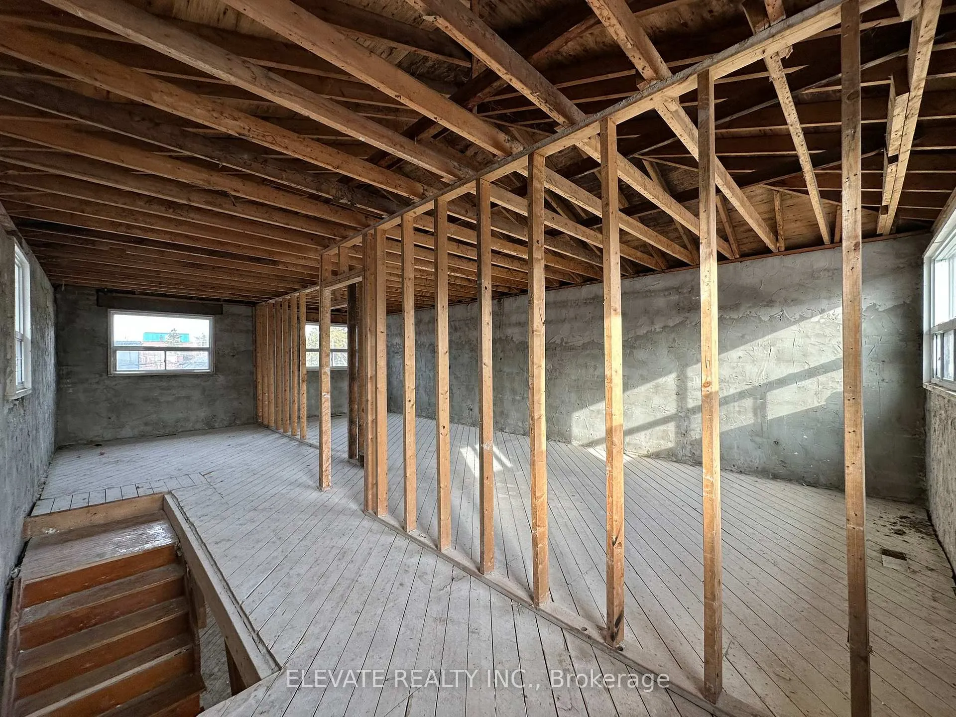 Photo 11 of 282 Westlake Avenue, Toronto, Woodbine-Lumsden — HOMEH