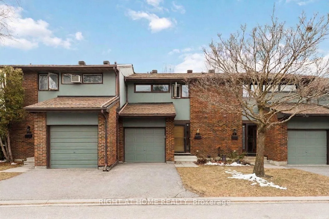 Front of 4 Chisholm Court
