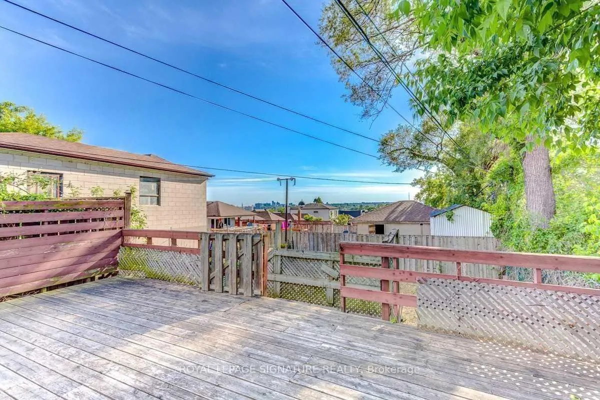 Photo 12 of Unit Lower, 394 Kane Avenue, Toronto, Keelesdale-Eglinton West — HOMEH