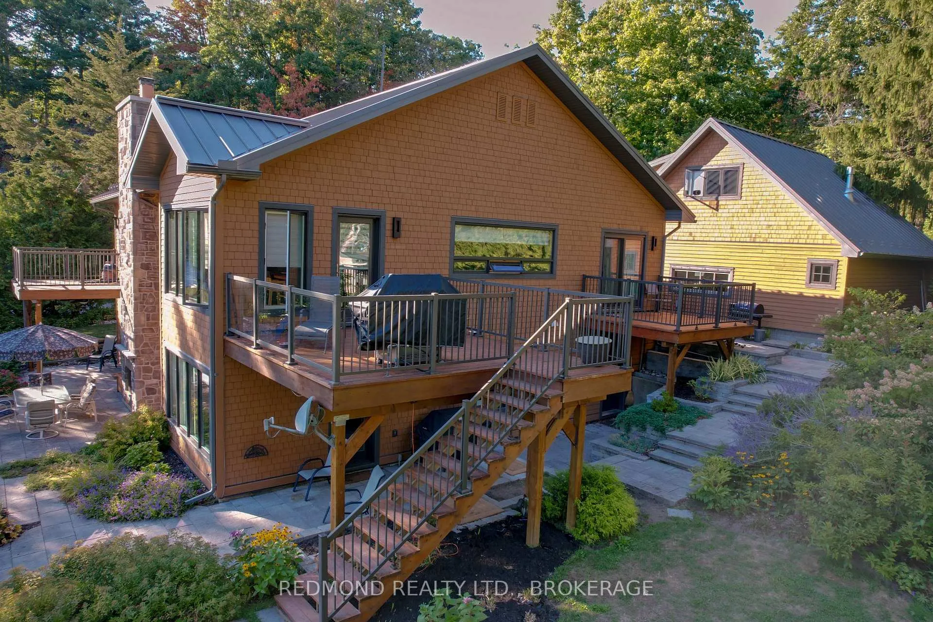 Photo 5 of 403 Thousand Islands Parkway, Frontenac Islands, The Islands — HOMEH