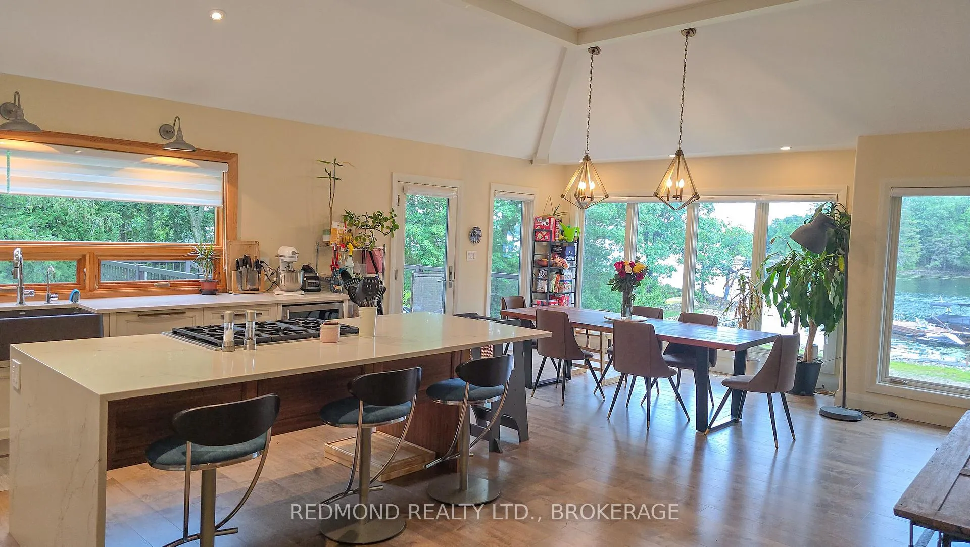 Photo 11 of 403 Thousand Islands Parkway, Frontenac Islands, The Islands — HOMEH