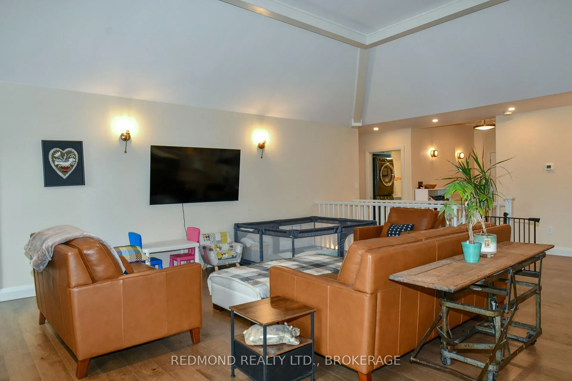 Photo 18 of 403 Thousand Islands Parkway, Frontenac Islands, The Islands — HOMEH