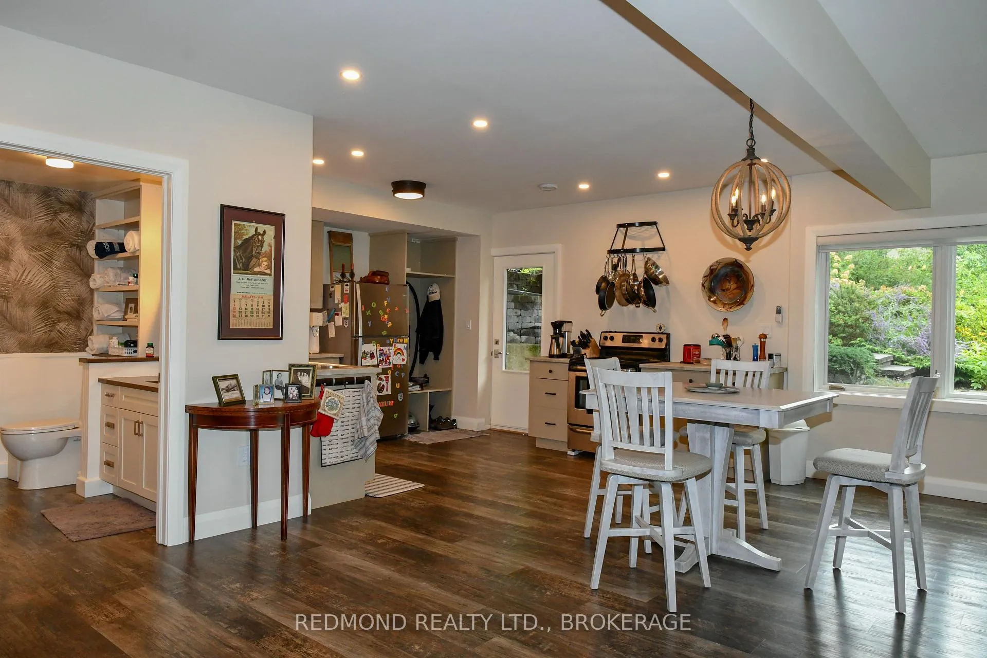 Photo 33 of 403 Thousand Islands Parkway, Frontenac Islands, The Islands — HOMEH