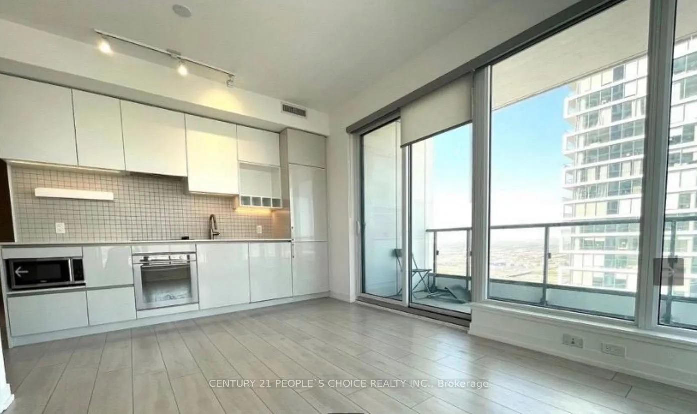 Photo 2 of Unit 2912, 950 Portage Parkway, Vaughan, Concord — HOMEH