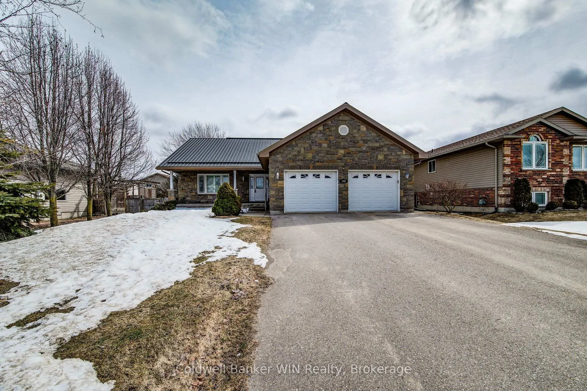 Photo 2 of 190 Sarah Road, Wellington North, Mount Forest — HOMEH