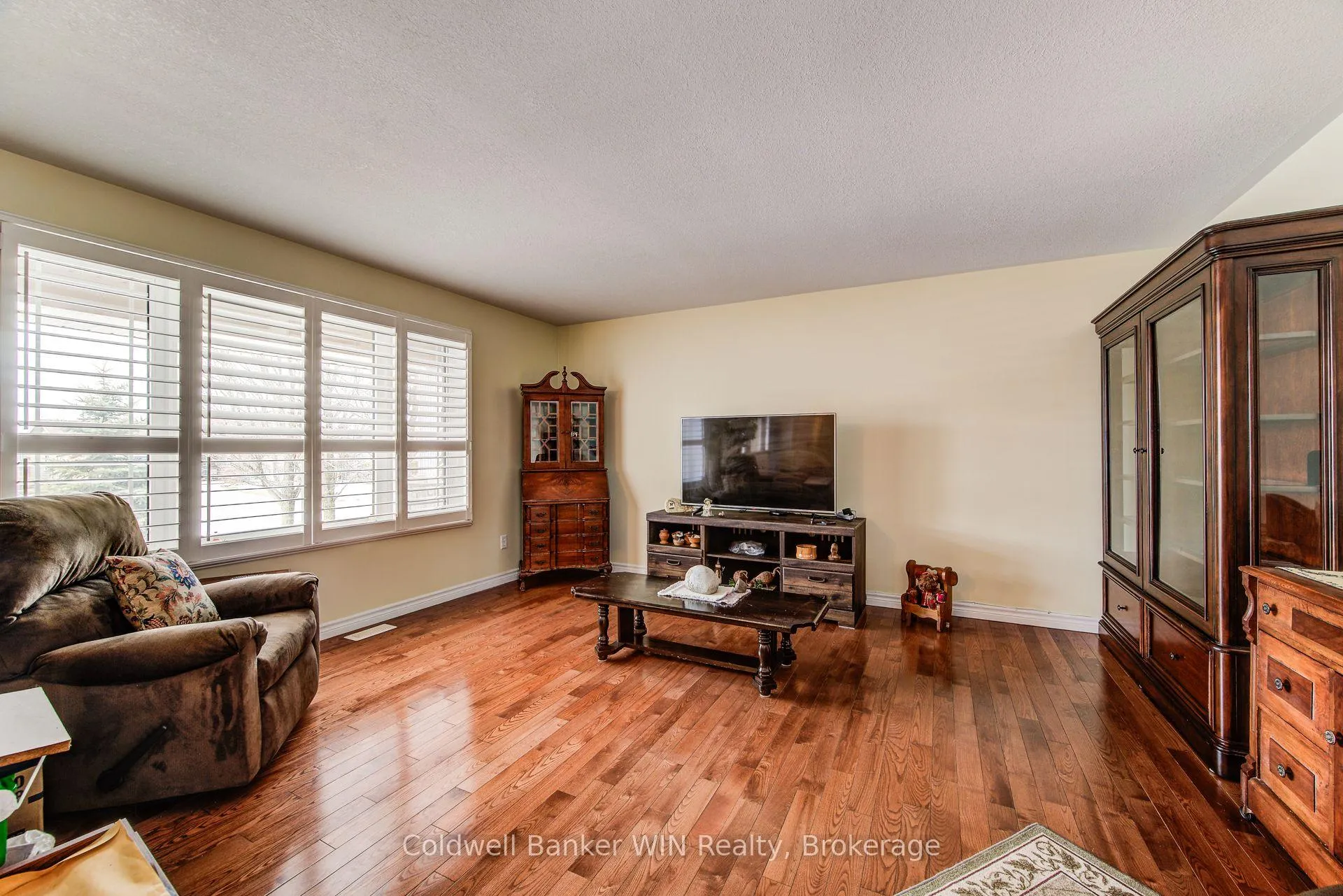 Photo 9 of 190 Sarah Road, Wellington North, Mount Forest — HOMEH