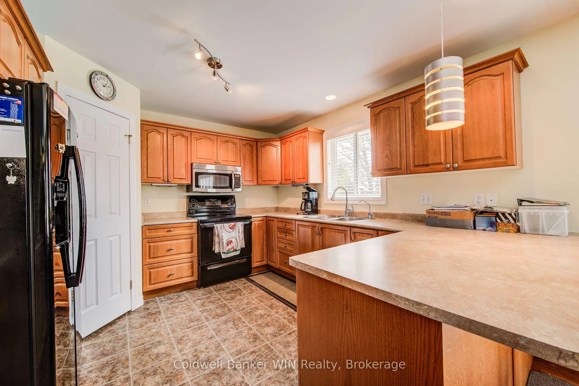 Photo 15 of 190 Sarah Road, Wellington North, Mount Forest — HOMEH