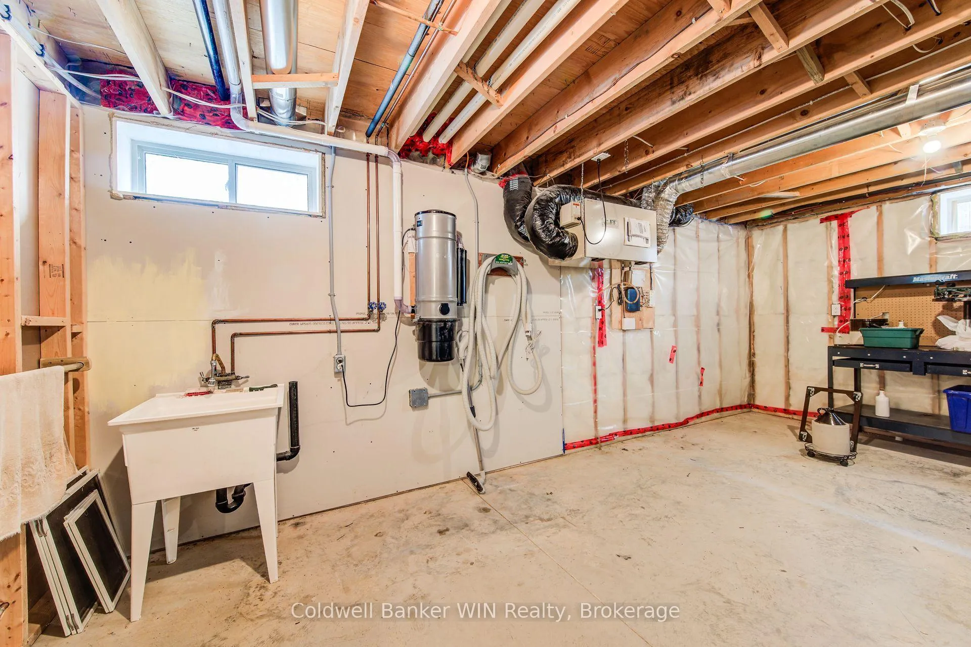 Photo 37 of 190 Sarah Road, Wellington North, Mount Forest — HOMEH