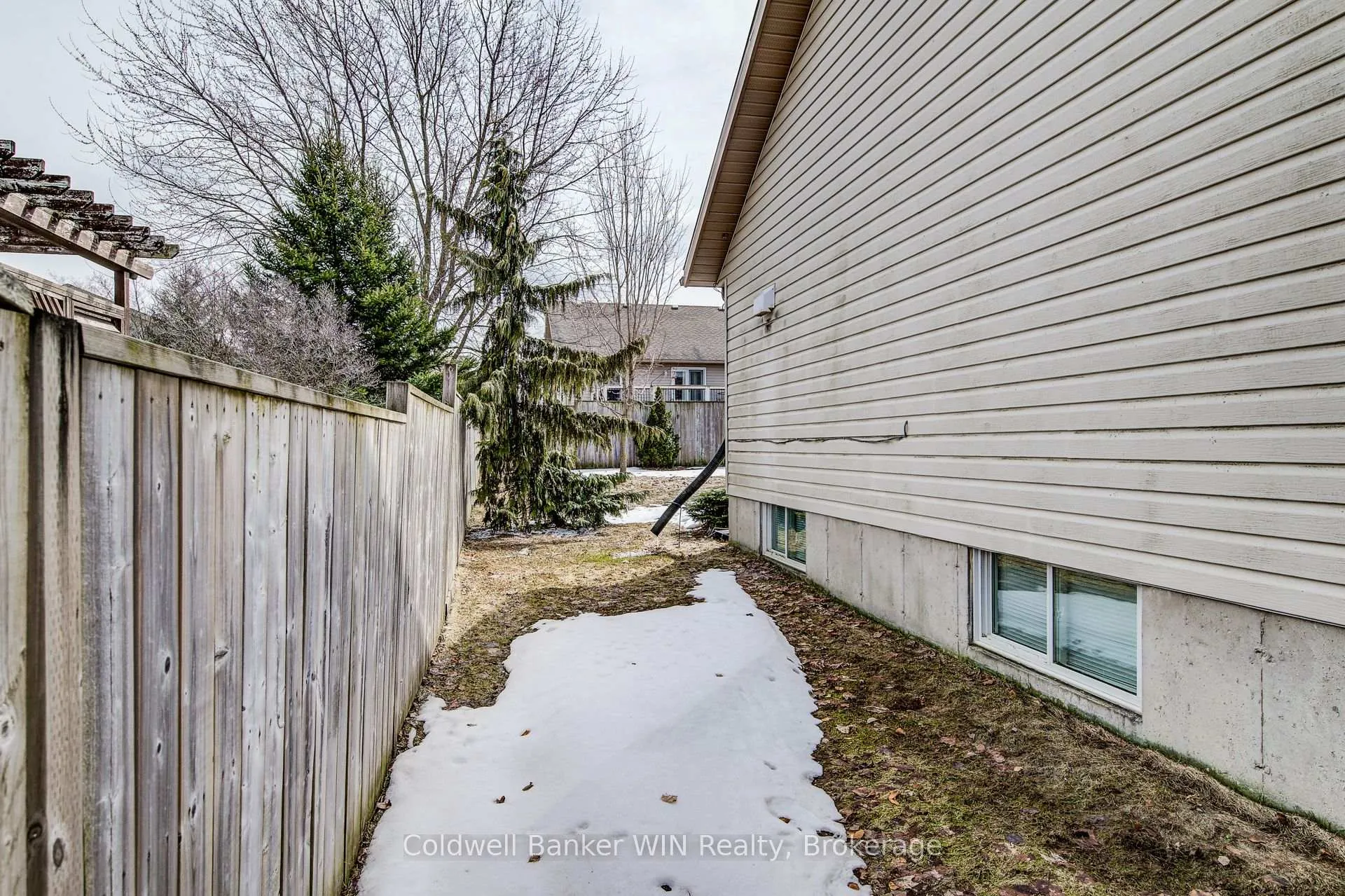 Photo 39 of 190 Sarah Road, Wellington North, Mount Forest — HOMEH