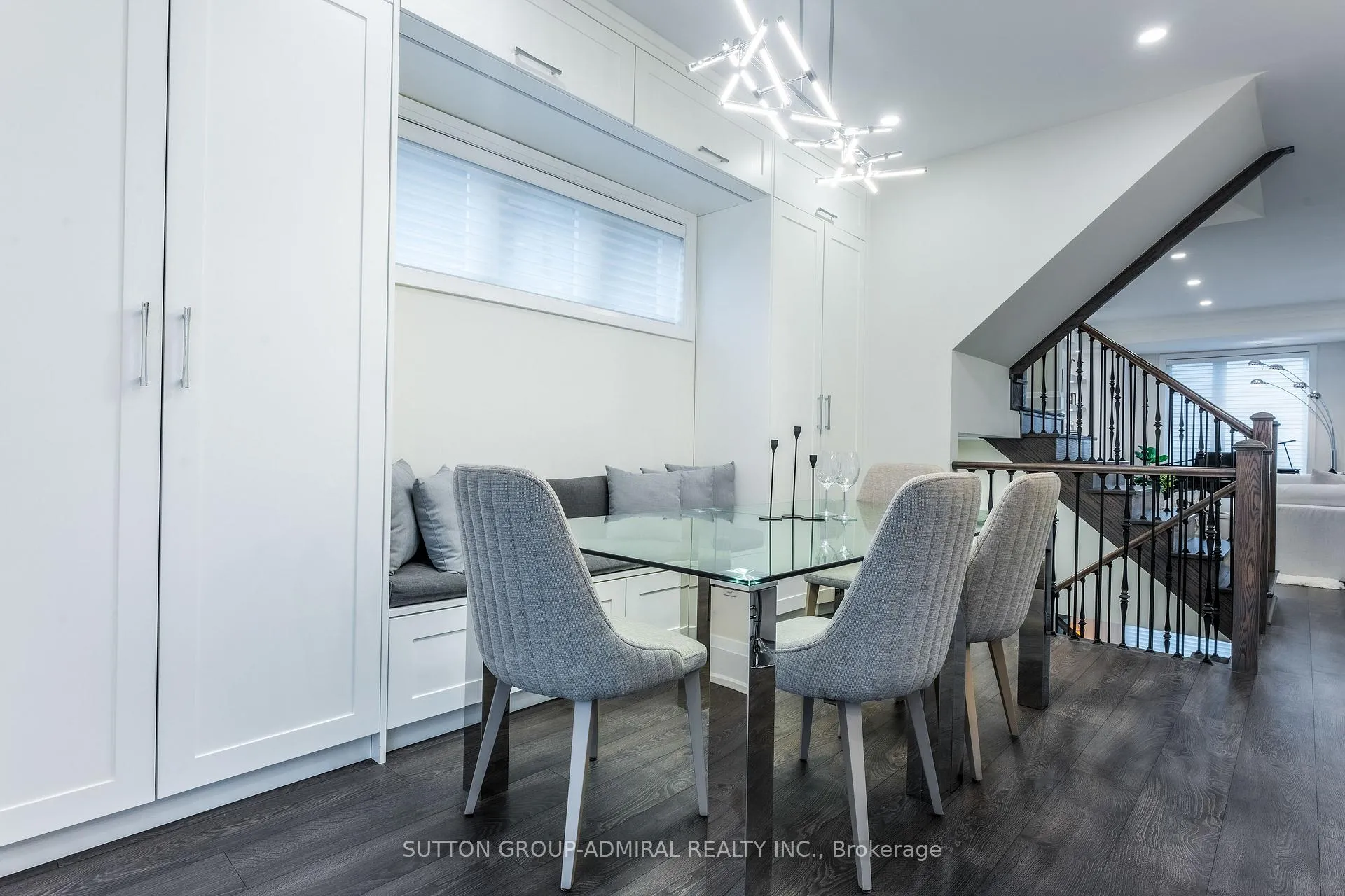 Photo 14 of 25 Cohen Way, Vaughan, Patterson — HOMEH