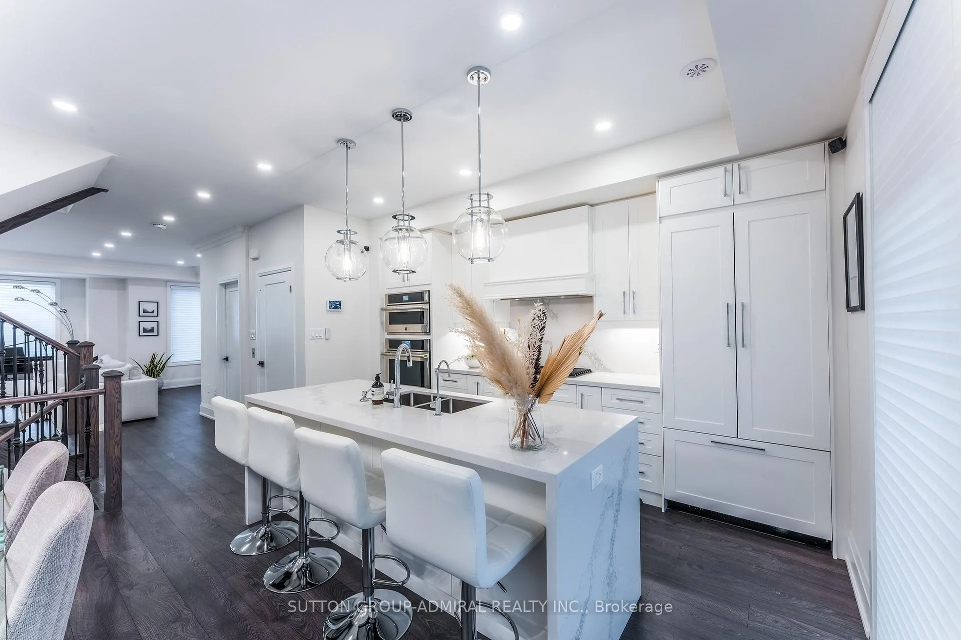 Photo 16 of 25 Cohen Way, Vaughan, Patterson — HOMEH