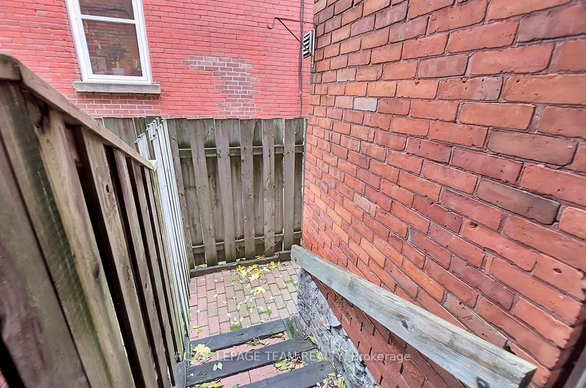 Photo 26 of 121 Elm Street, Ottawa, West Centre Town — HOMEH