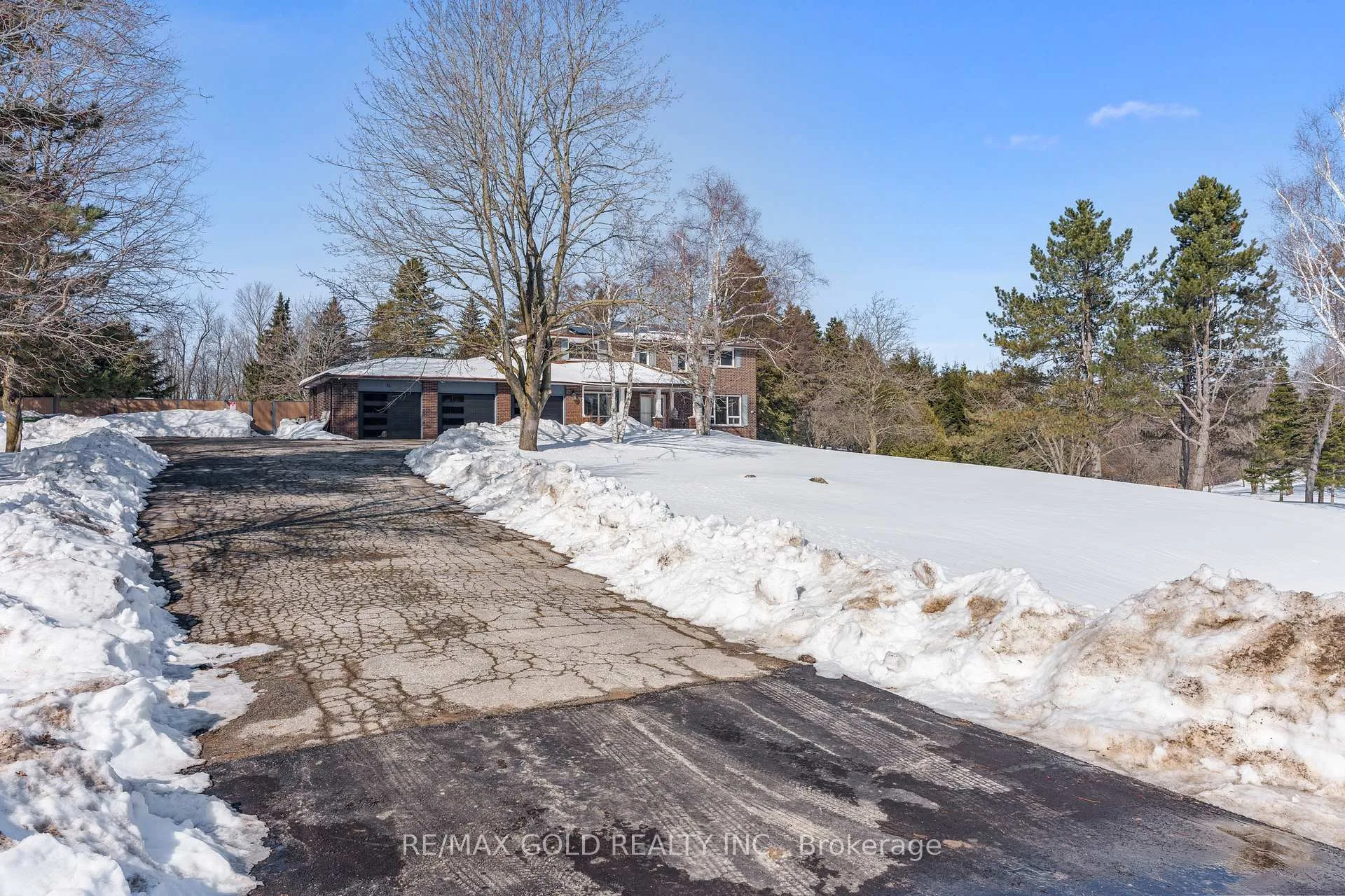 Photo 3 of 14 Birchview Drive, Caledon, Rural Caledon — HOMEH