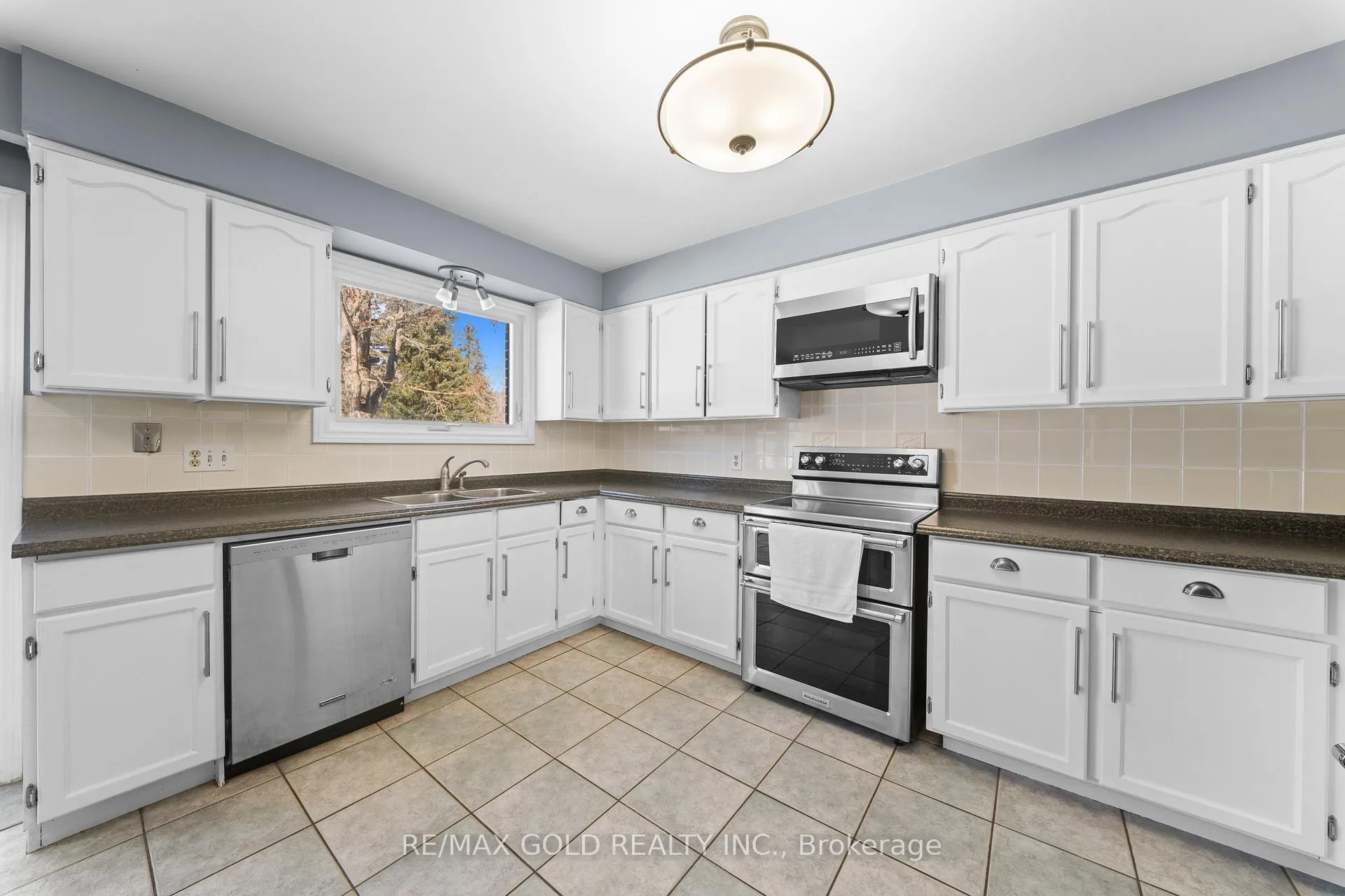 Photo 23 of 14 Birchview Drive, Caledon, Rural Caledon — HOMEH