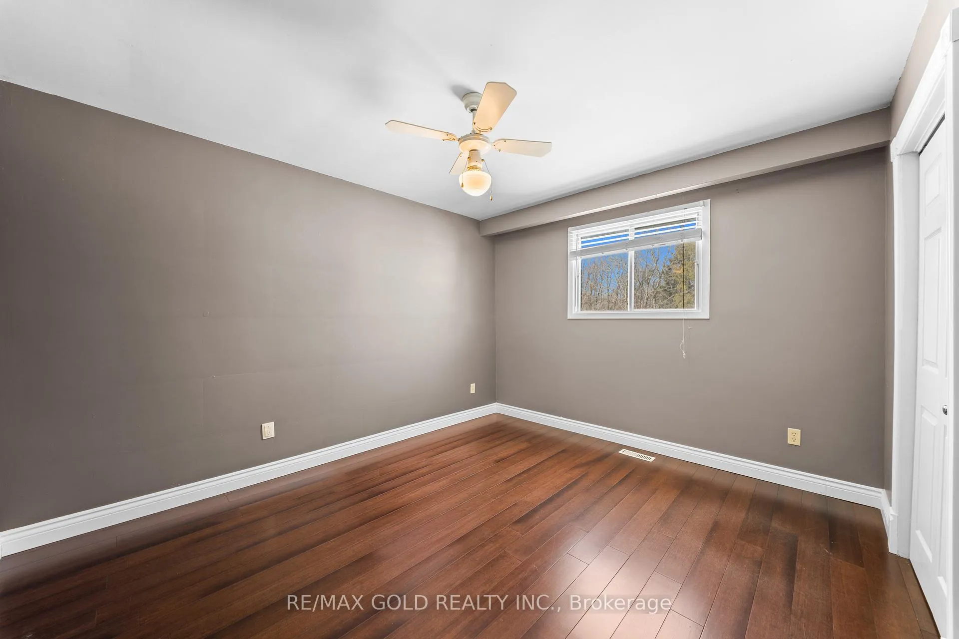 Photo 37 of 14 Birchview Drive, Caledon, Rural Caledon — HOMEH
