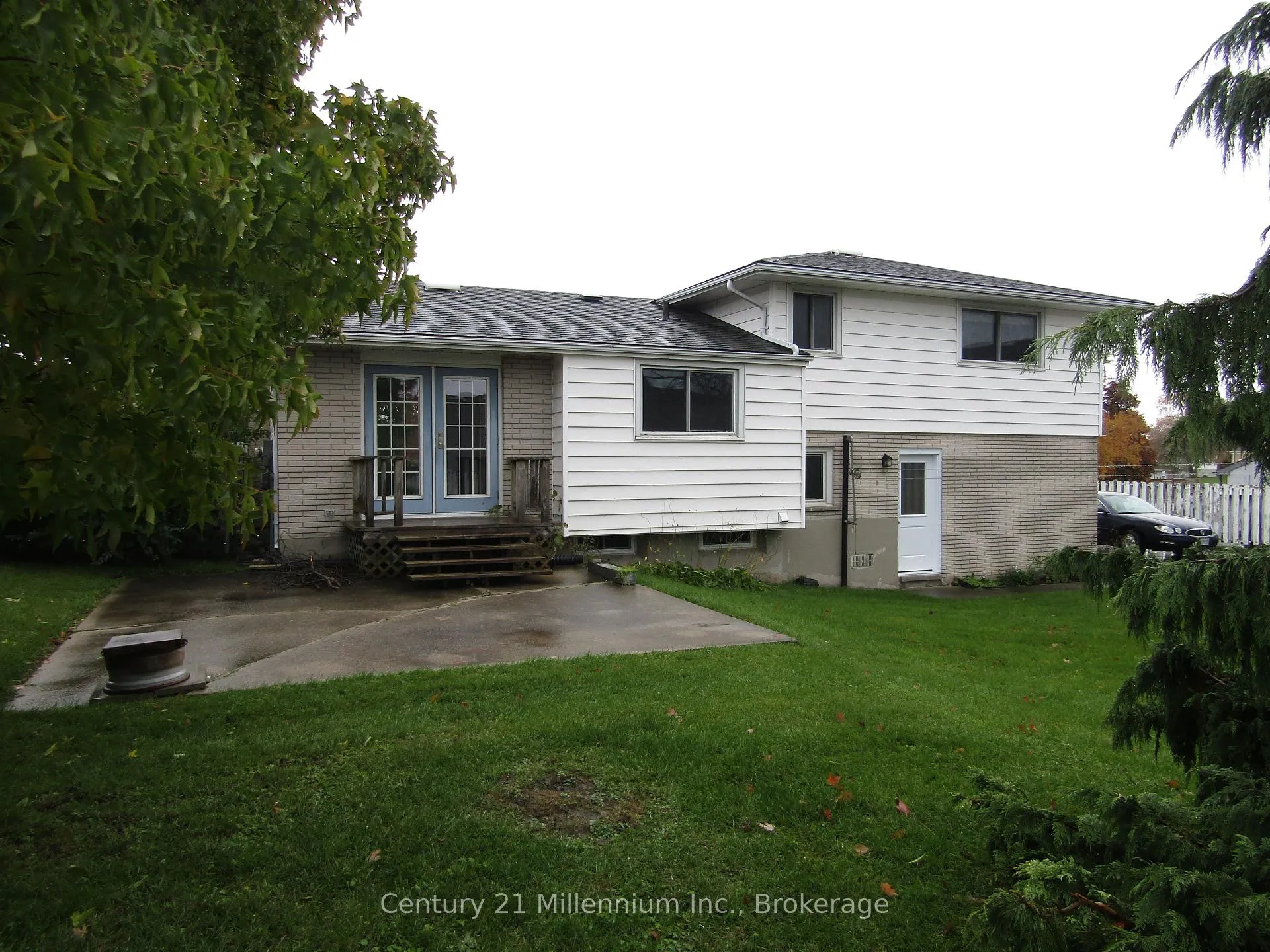 Photo 1 of Unit 2, 368 Princes Street S, Kincardine — HOMEH
