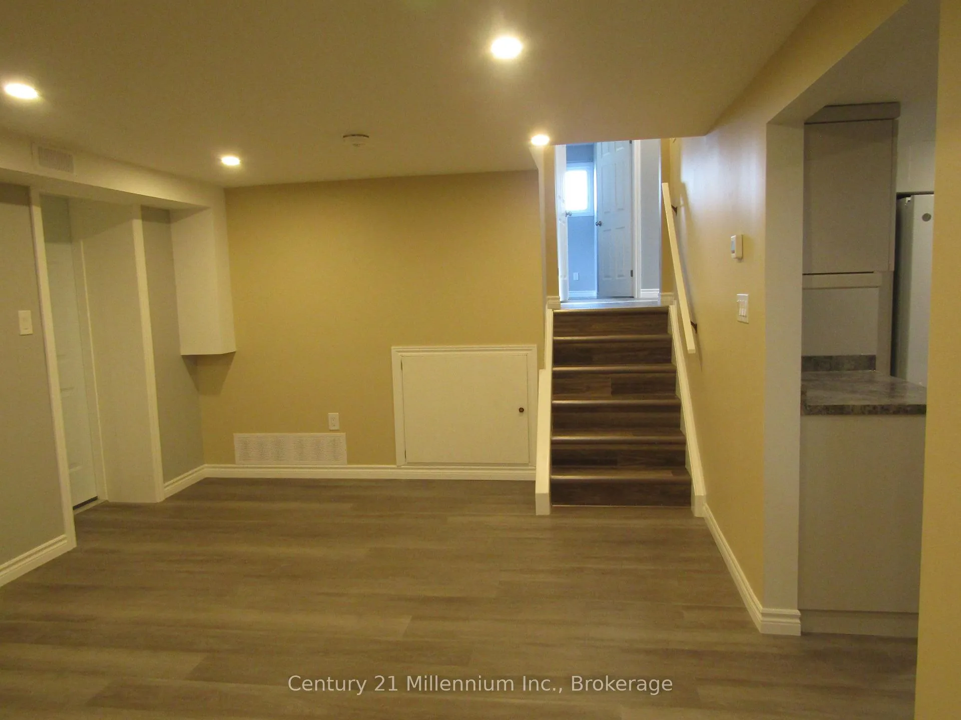 Photo 10 of Unit 2, 368 Princes Street S, Kincardine — HOMEH