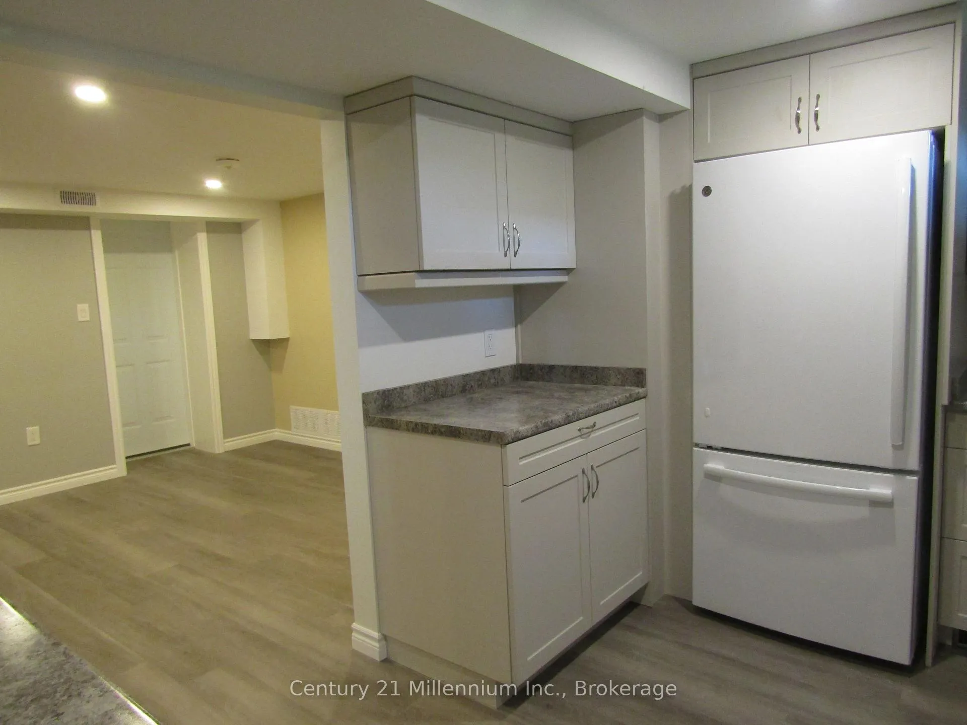 Photo 13 of Unit 2, 368 Princes Street S, Kincardine — HOMEH