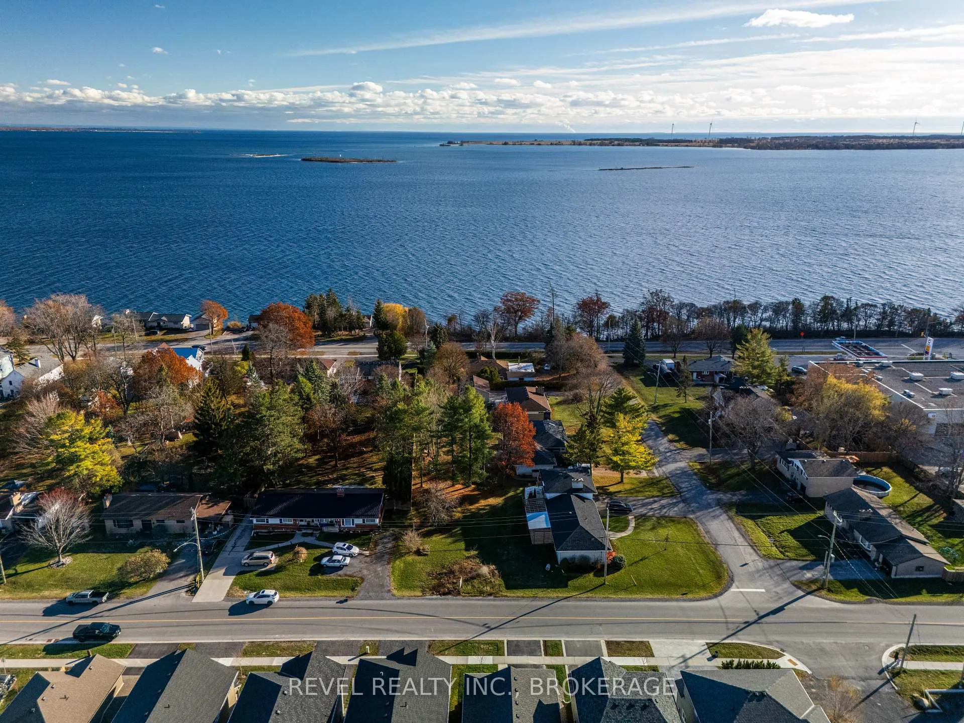 Photo 10 of 00 Manitou Crescent, Loyalist, Amherstview — HOMEH