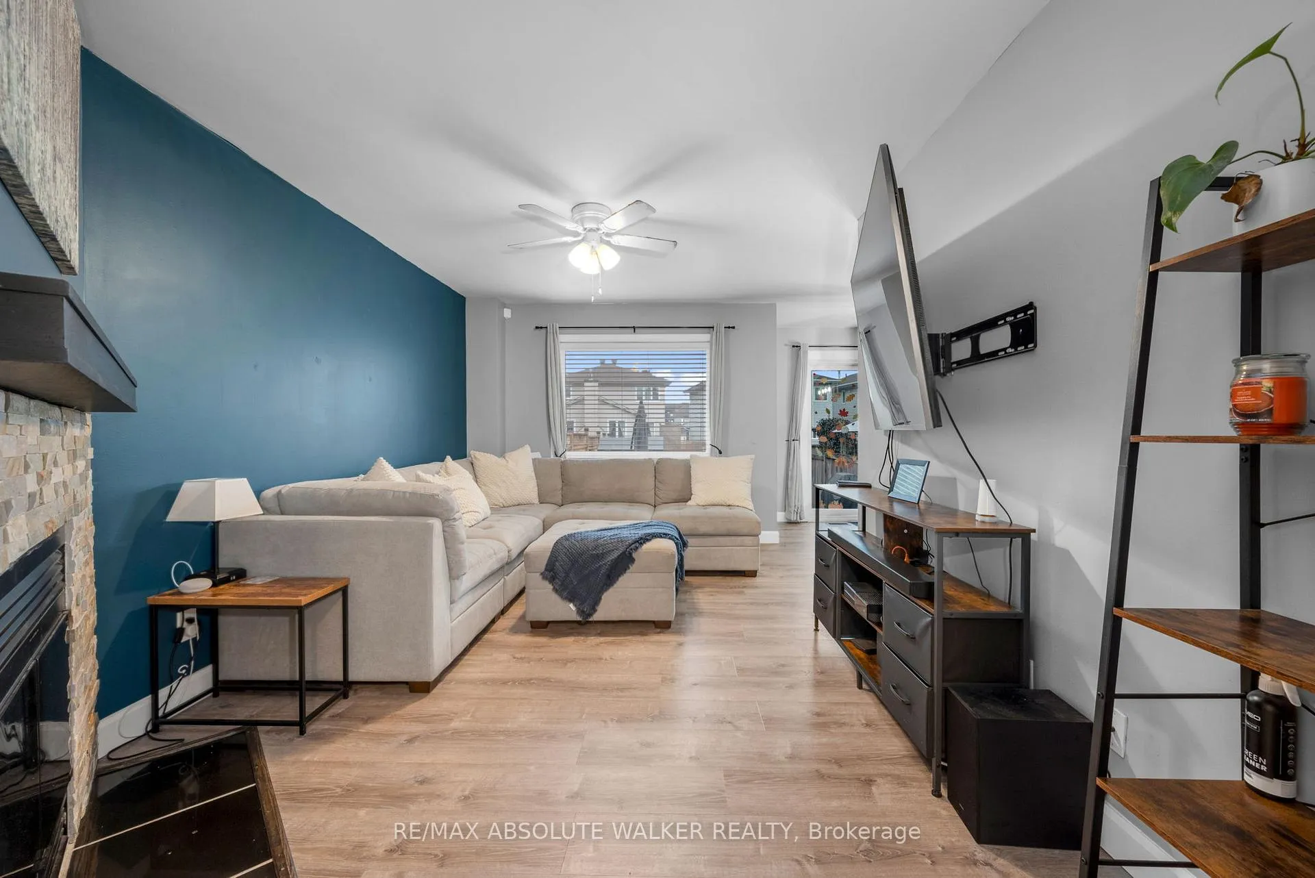 Photo 4 of 108 Cedarock Drive, Ottawa, Kanata - Bridlewood — HOMEH