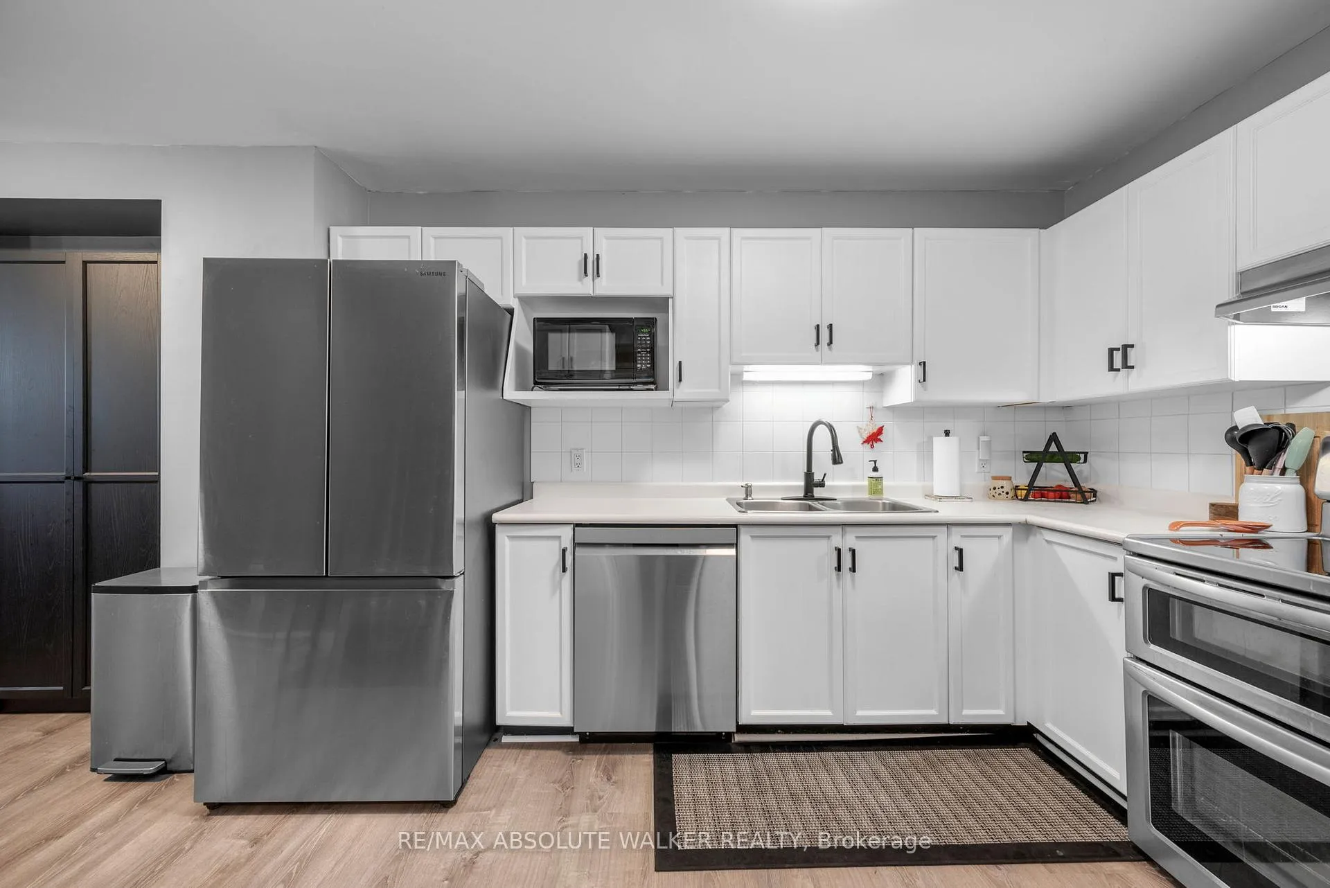 Photo 9 of 108 Cedarock Drive, Ottawa, Kanata - Bridlewood — HOMEH