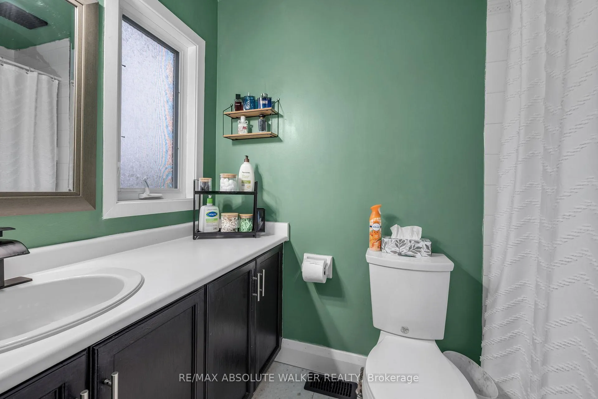 Photo 14 of 108 Cedarock Drive, Ottawa, Kanata - Bridlewood — HOMEH