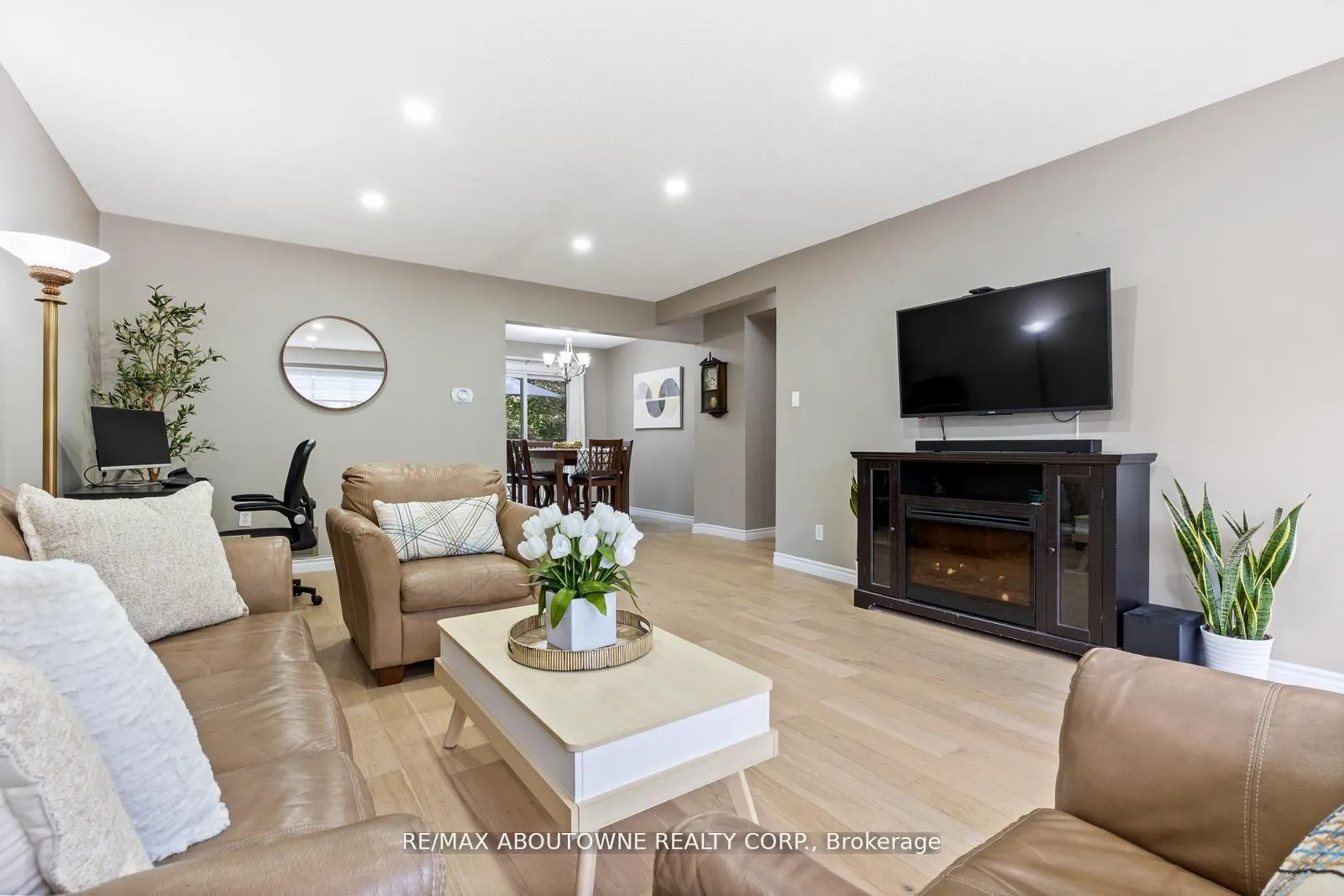 Photo 7 of Unit 48, 49 Cedarwoods Crescent, Kitchener, Vanier - Kitchener — HOMEH