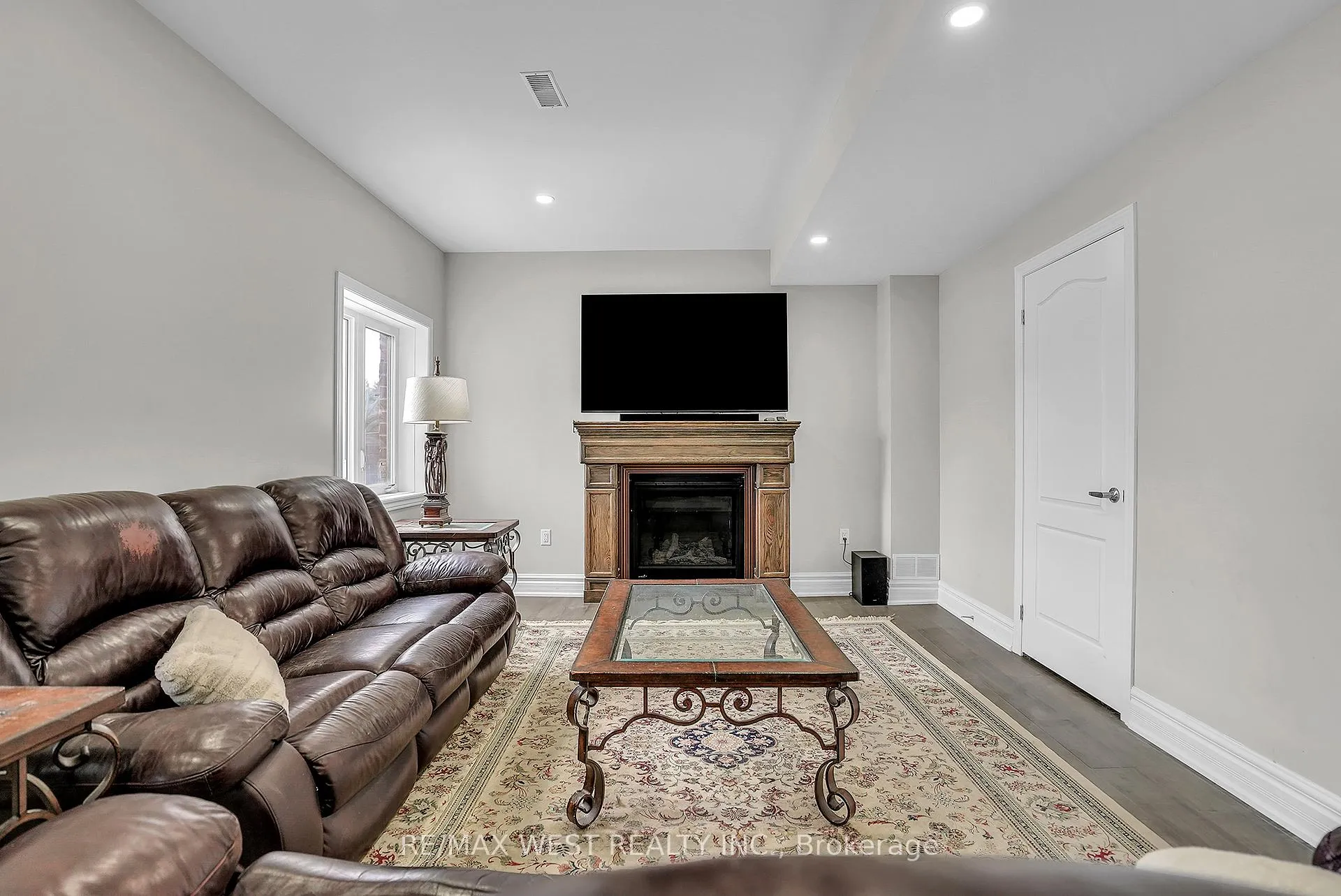 Photo 14 of 23 Webb Trail, New Tecumseth, Tottenham — HOMEH