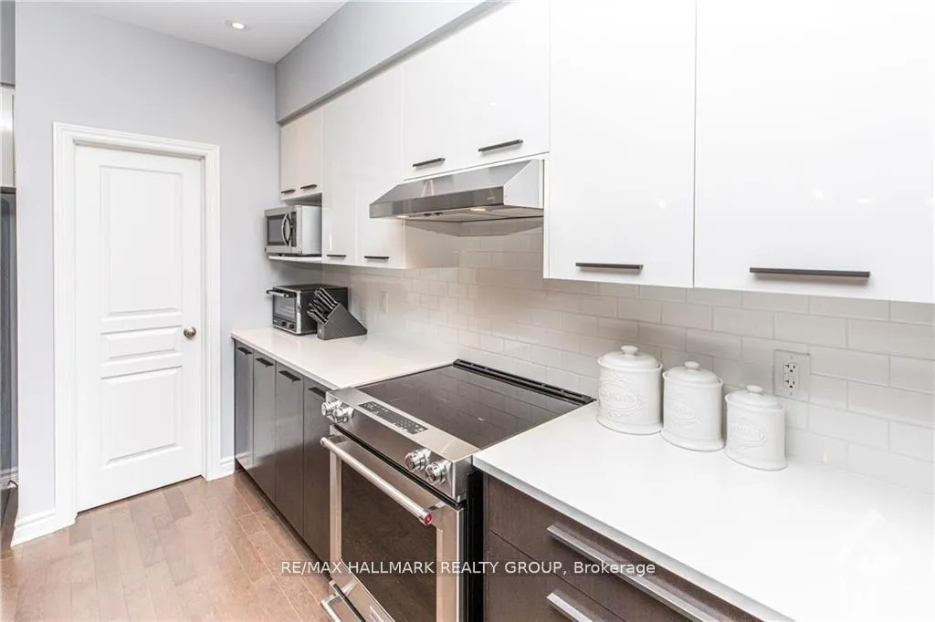 Photo 10 of 502 Featherfoil Way, Ottawa, Mer Bleue/Bradley Estates/Anderson Park — HOMEH