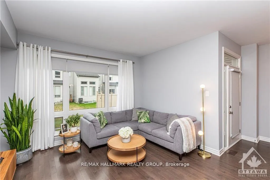 Photo 12 of 502 Featherfoil Way, Ottawa, Mer Bleue/Bradley Estates/Anderson Park — HOMEH