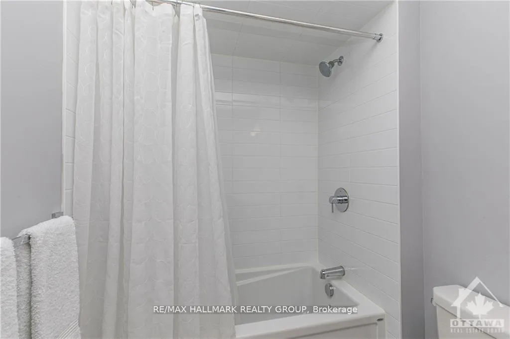 Photo 26 of 502 Featherfoil Way, Ottawa, Mer Bleue/Bradley Estates/Anderson Park — HOMEH