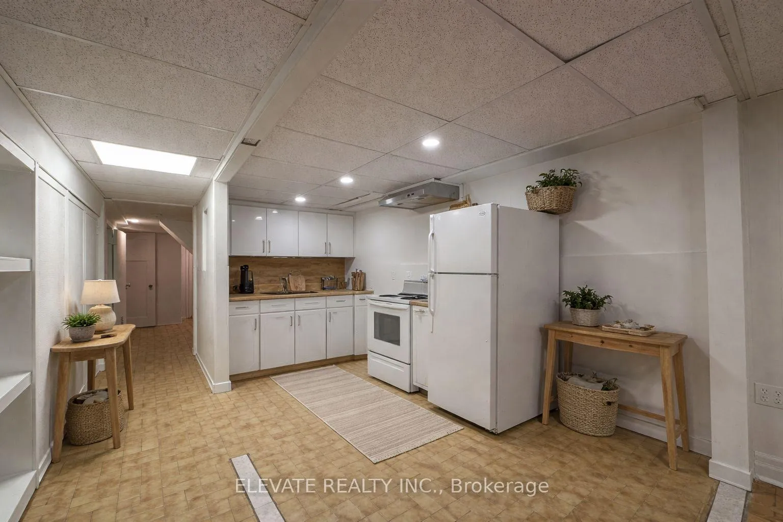 Photo 1 of Unit Bsmt, 63 Garden Avenue, Toronto, Roncesvalles — HOMEH