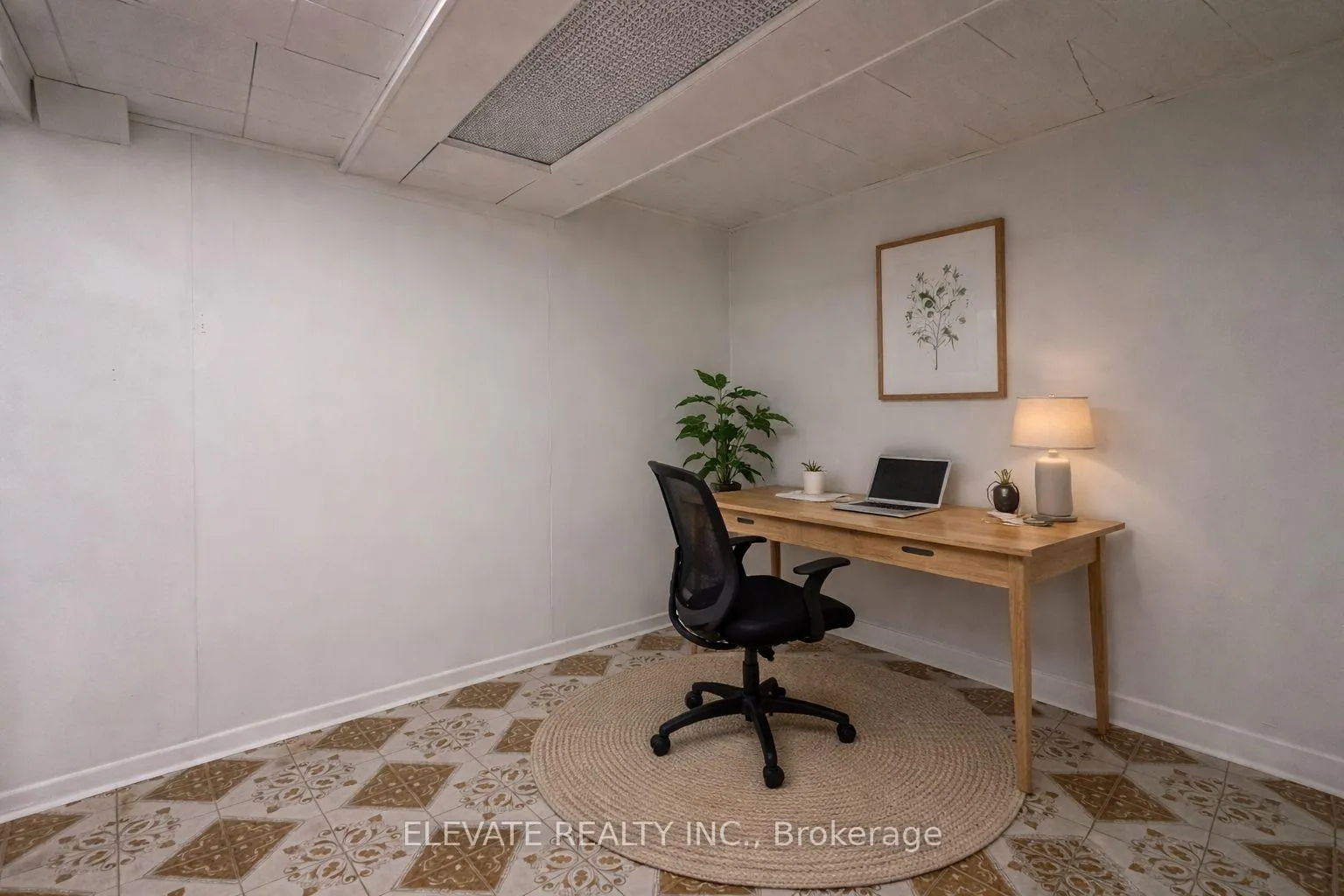 Photo 7 of Unit Bsmt, 63 Garden Avenue, Toronto, Roncesvalles — HOMEH