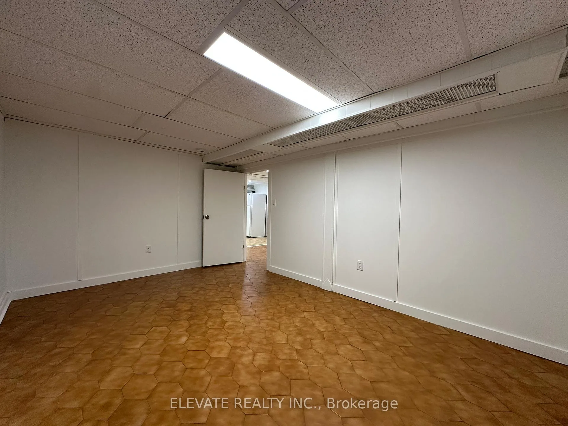 Photo 10 of Unit Bsmt, 63 Garden Avenue, Toronto, Roncesvalles — HOMEH