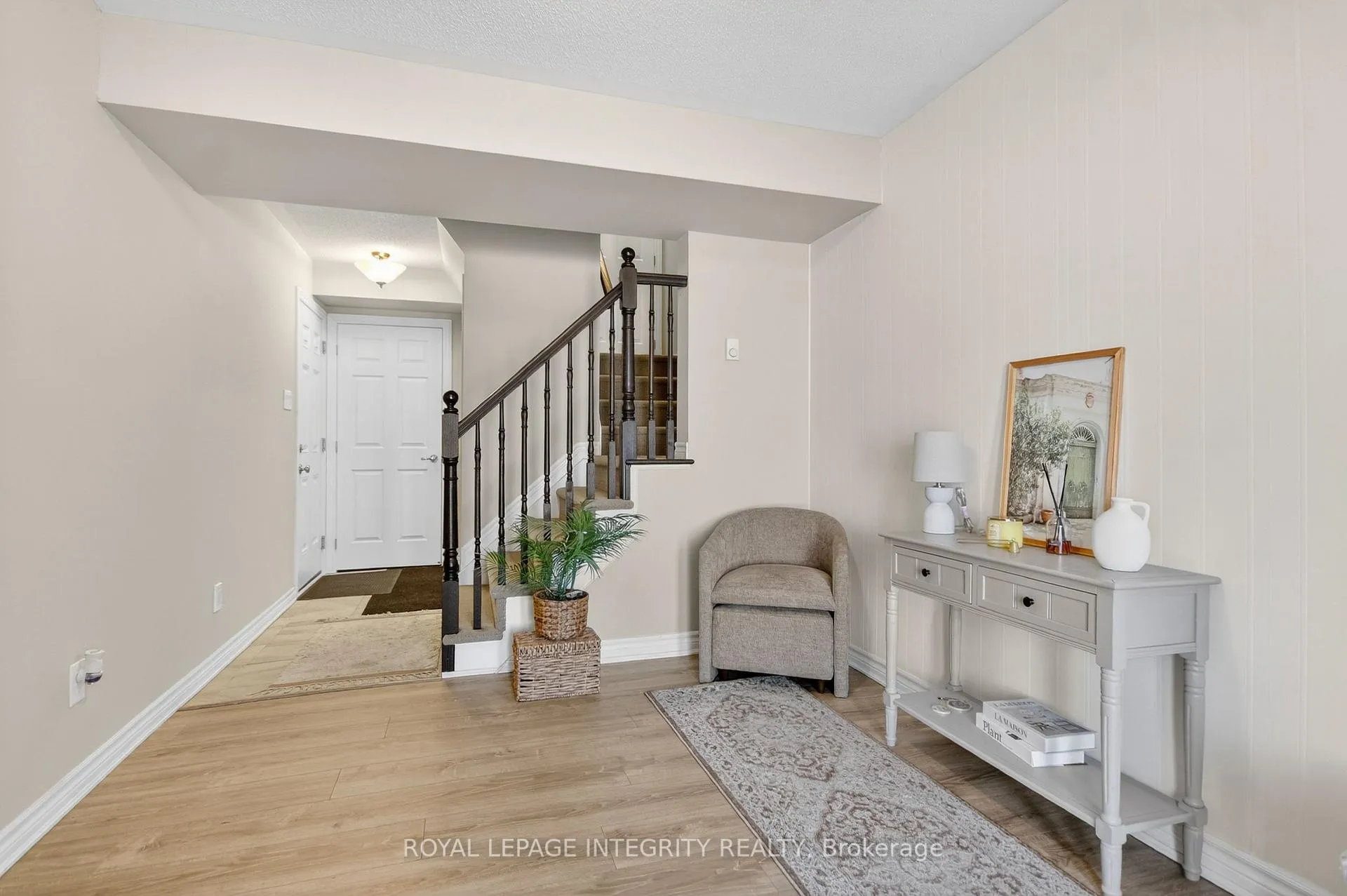 Photo 3 of 64 Feathertop Lane, Ottawa, Kanata - Emerald Meadows/Trailwest — HOMEH