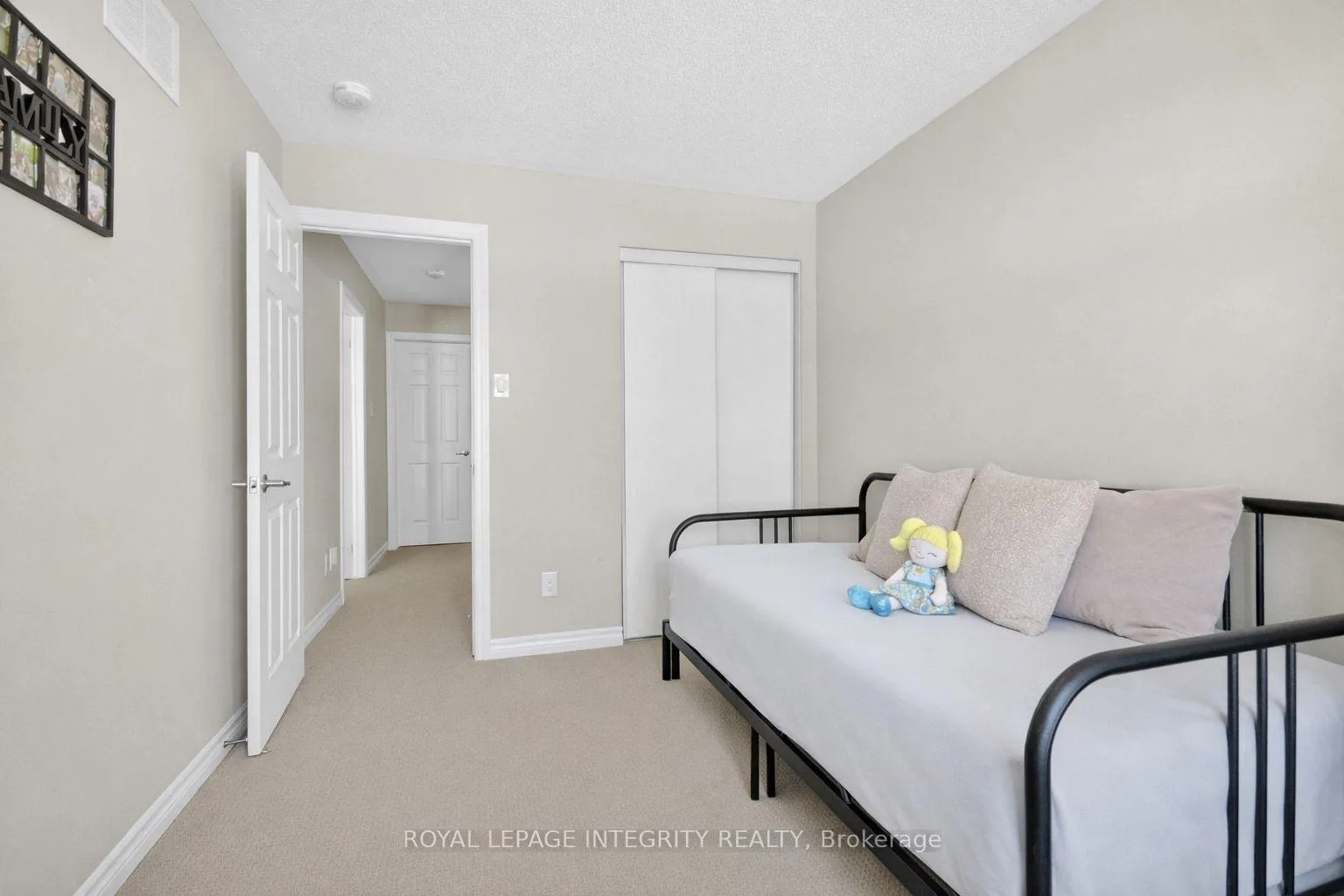 Photo 25 of 64 Feathertop Lane, Ottawa, Kanata - Emerald Meadows/Trailwest — HOMEH