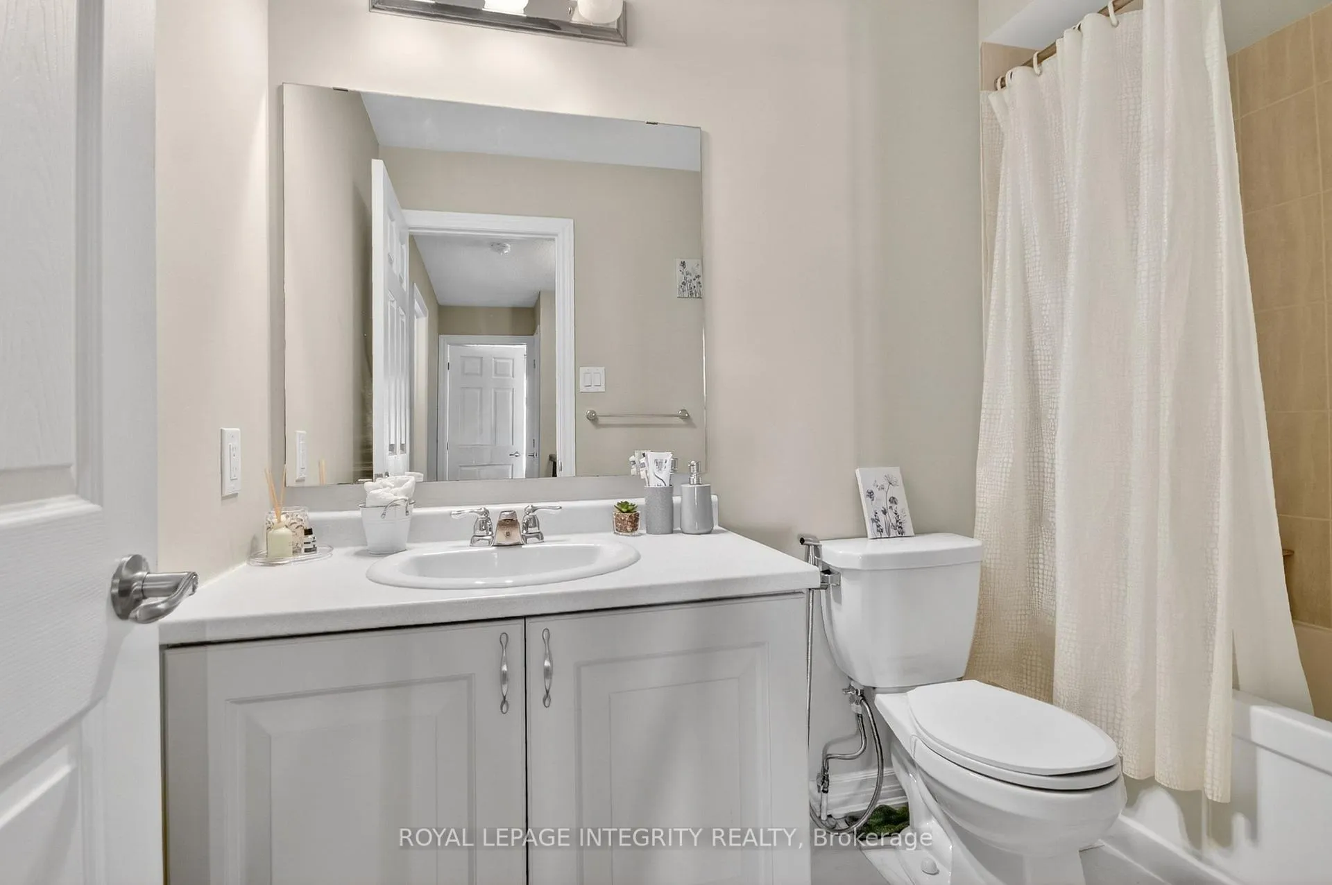 Photo 26 of 64 Feathertop Lane, Ottawa, Kanata - Emerald Meadows/Trailwest — HOMEH